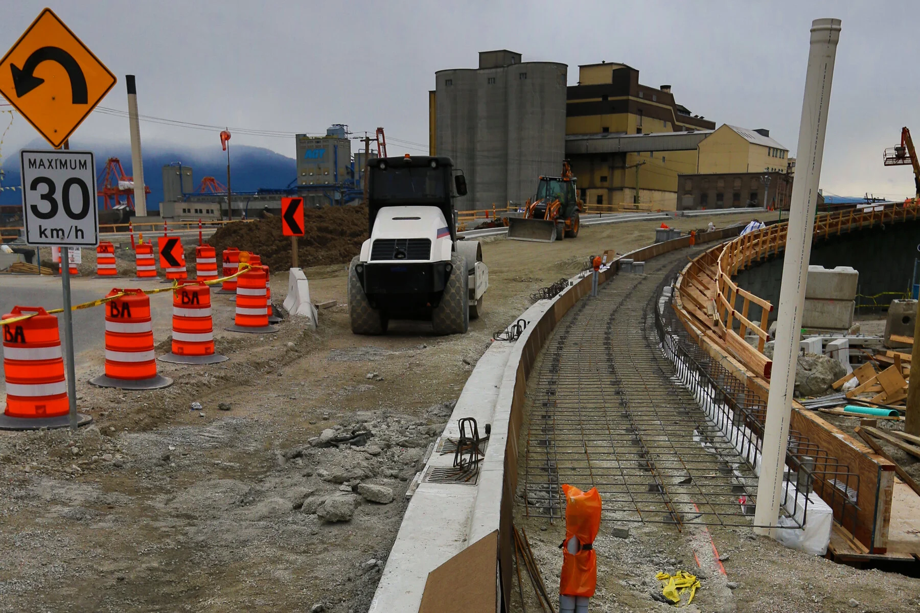 Powell Const_Mar 22_2014_HDR_E5812s_4x6 2.jpg