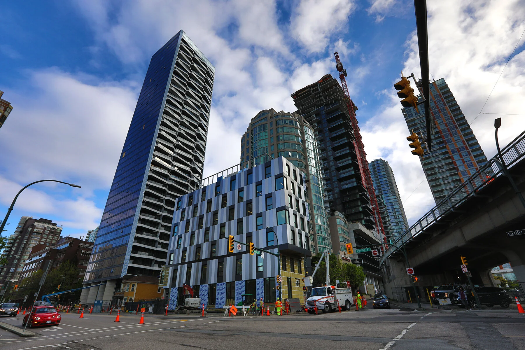 800 Pacific St Const_May 7_2021_HDR_5A2992_4x6.jpg