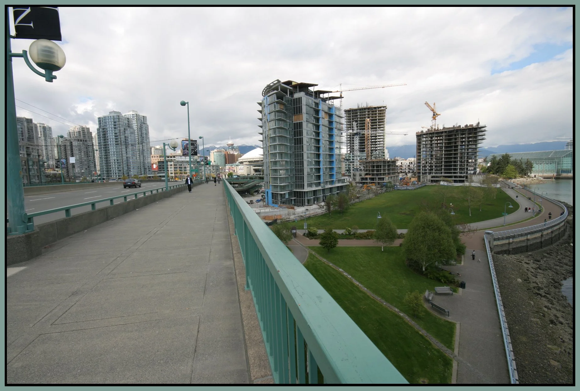 Cambie Br LkgNE_May 2007_5709_4x6s.jpg