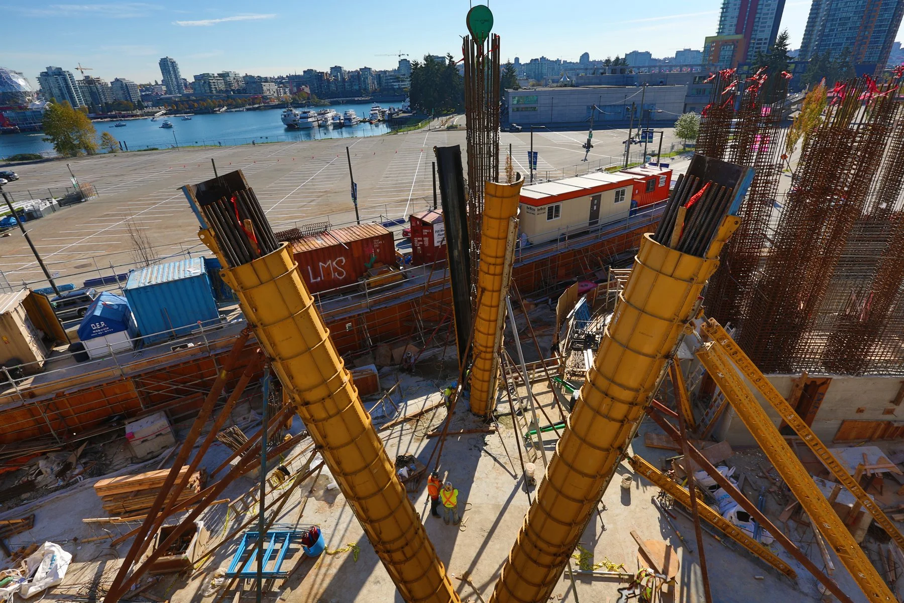 Pacific Blvd Const_Oct 16_2015_HDR_H5869_4x6.jpg
