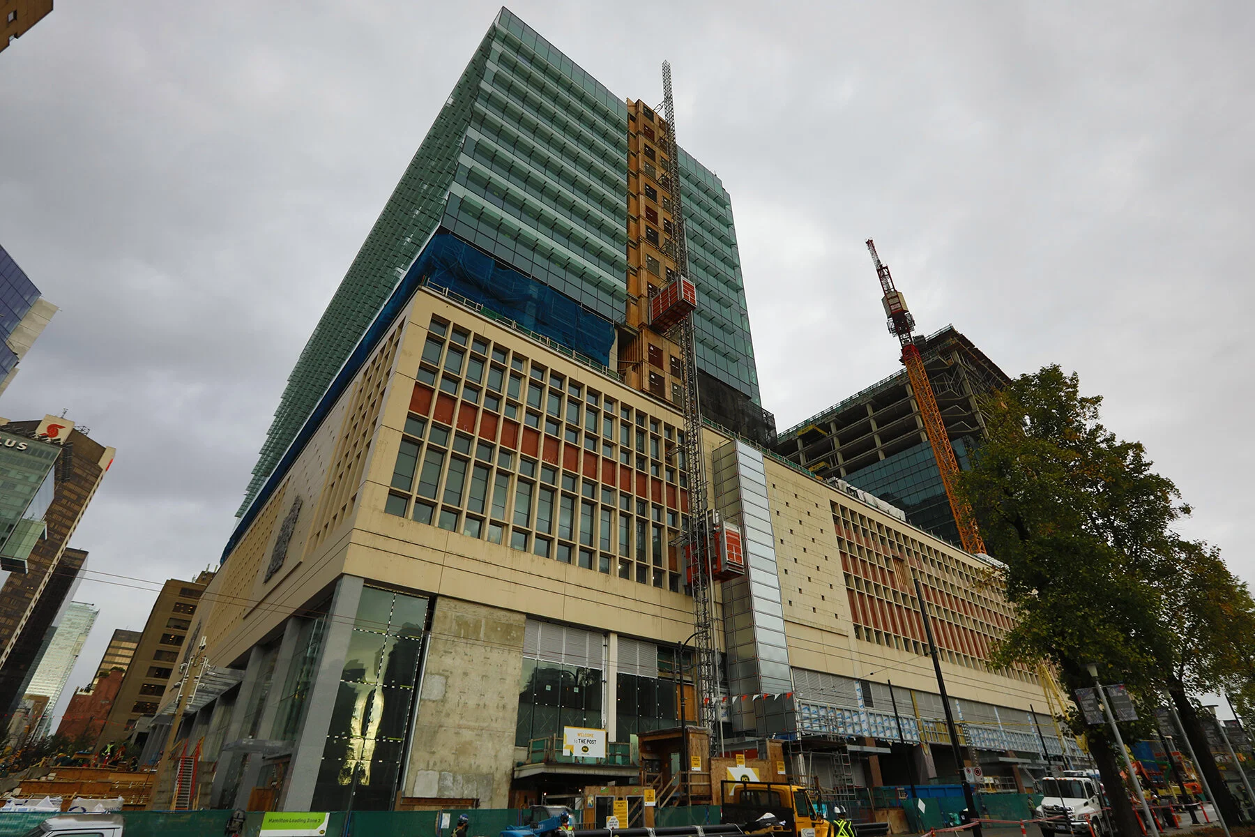 The Post Amazon Const_Sep 27_2021_HDR_5A3916_4x6.jpg