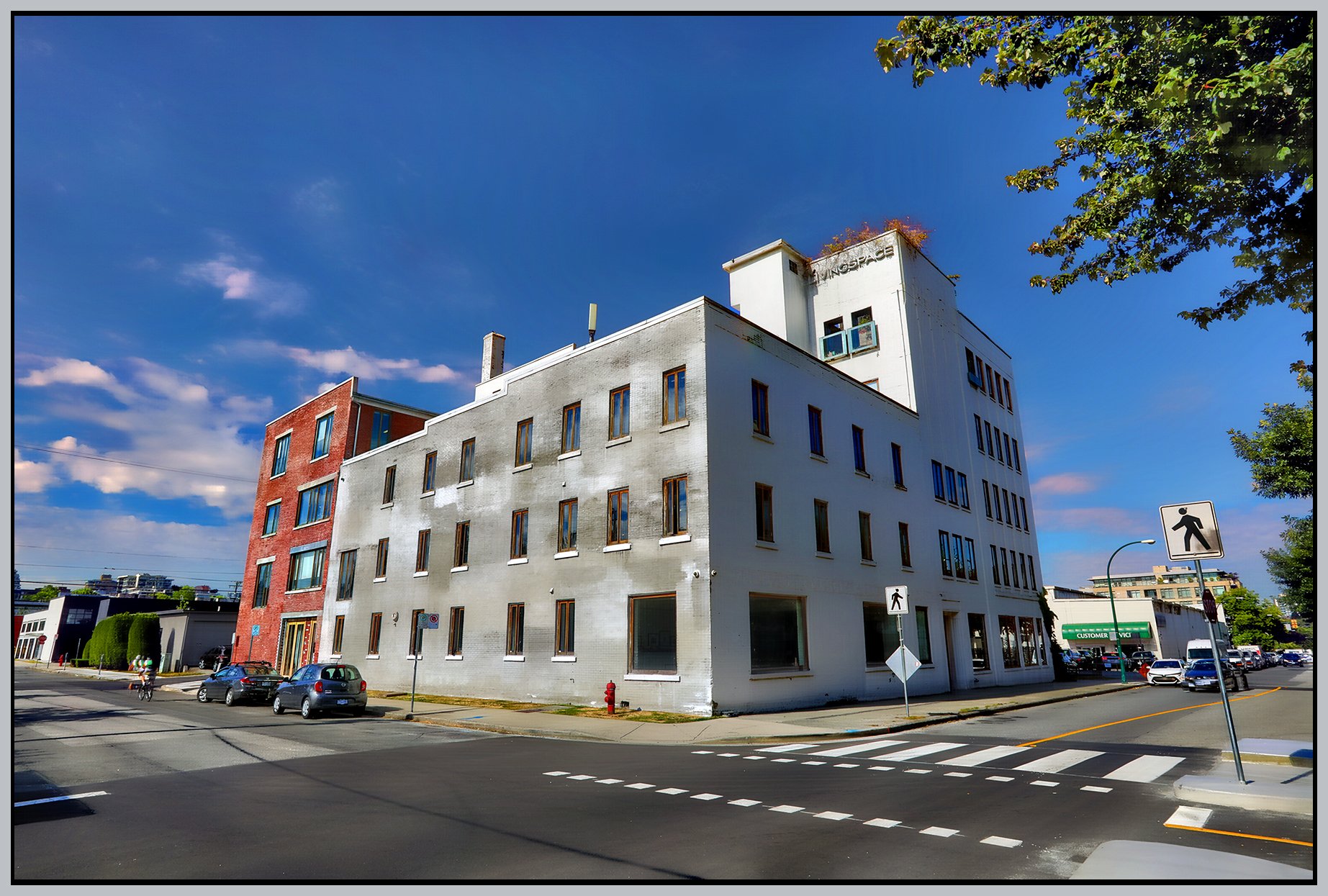 Livingspace_Jul 12_2023_HDR_5C2343_peHdr2013_1_4x6s.jpg