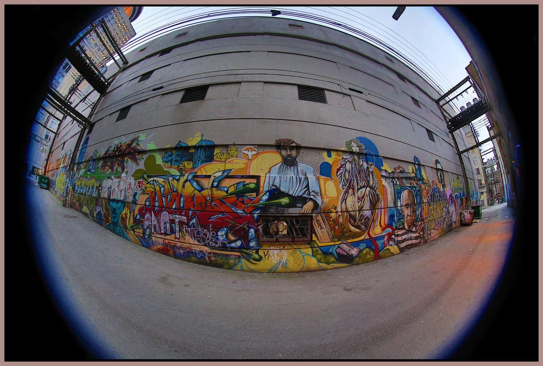Gastown Alley Graffiti_Jan 27_2015_HDR_F8453_4x6s.jpg