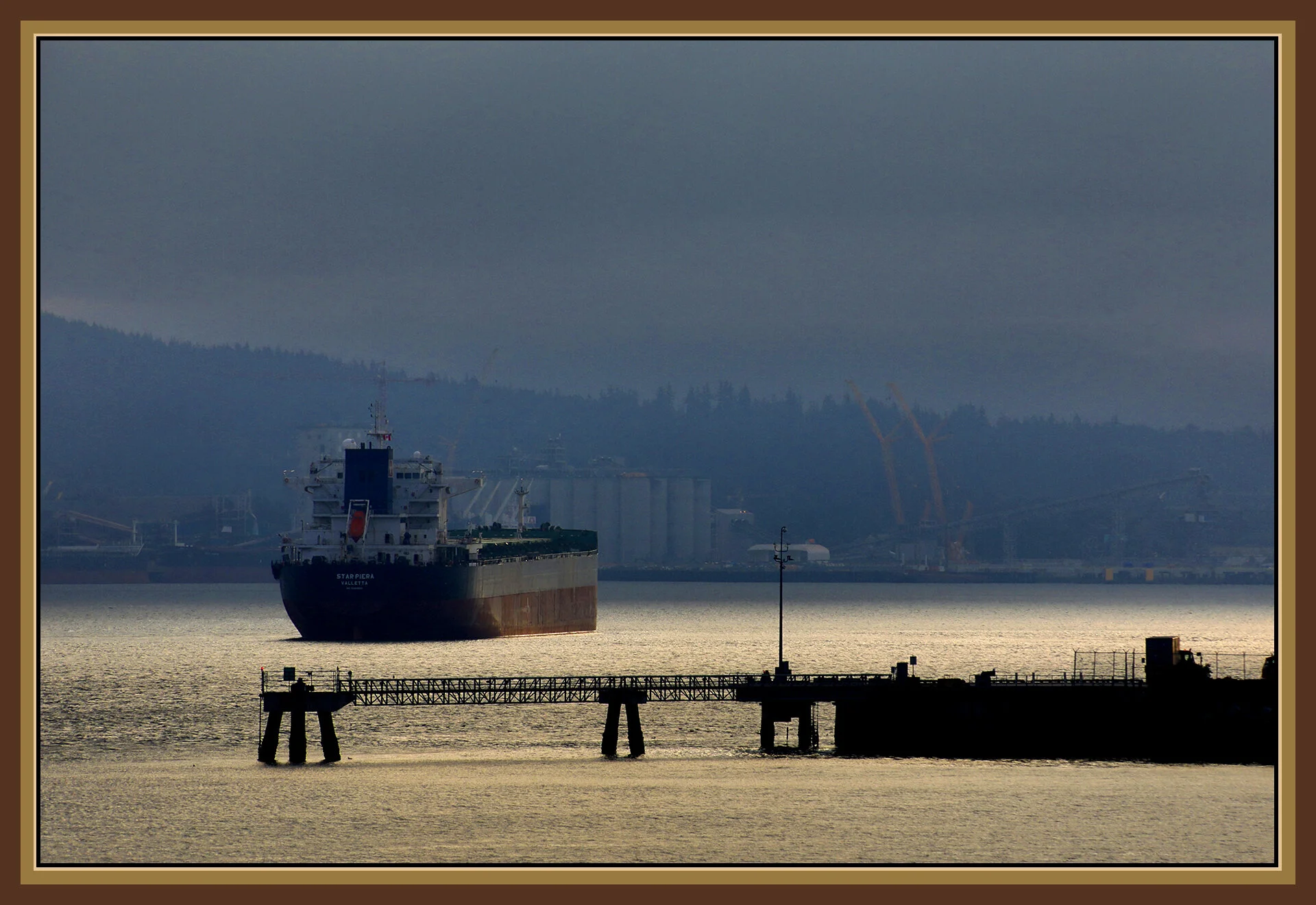 Vancouver Harbour_Aug 8_2019_HDR_E5934_peWowEffct1_4x6s.jpg