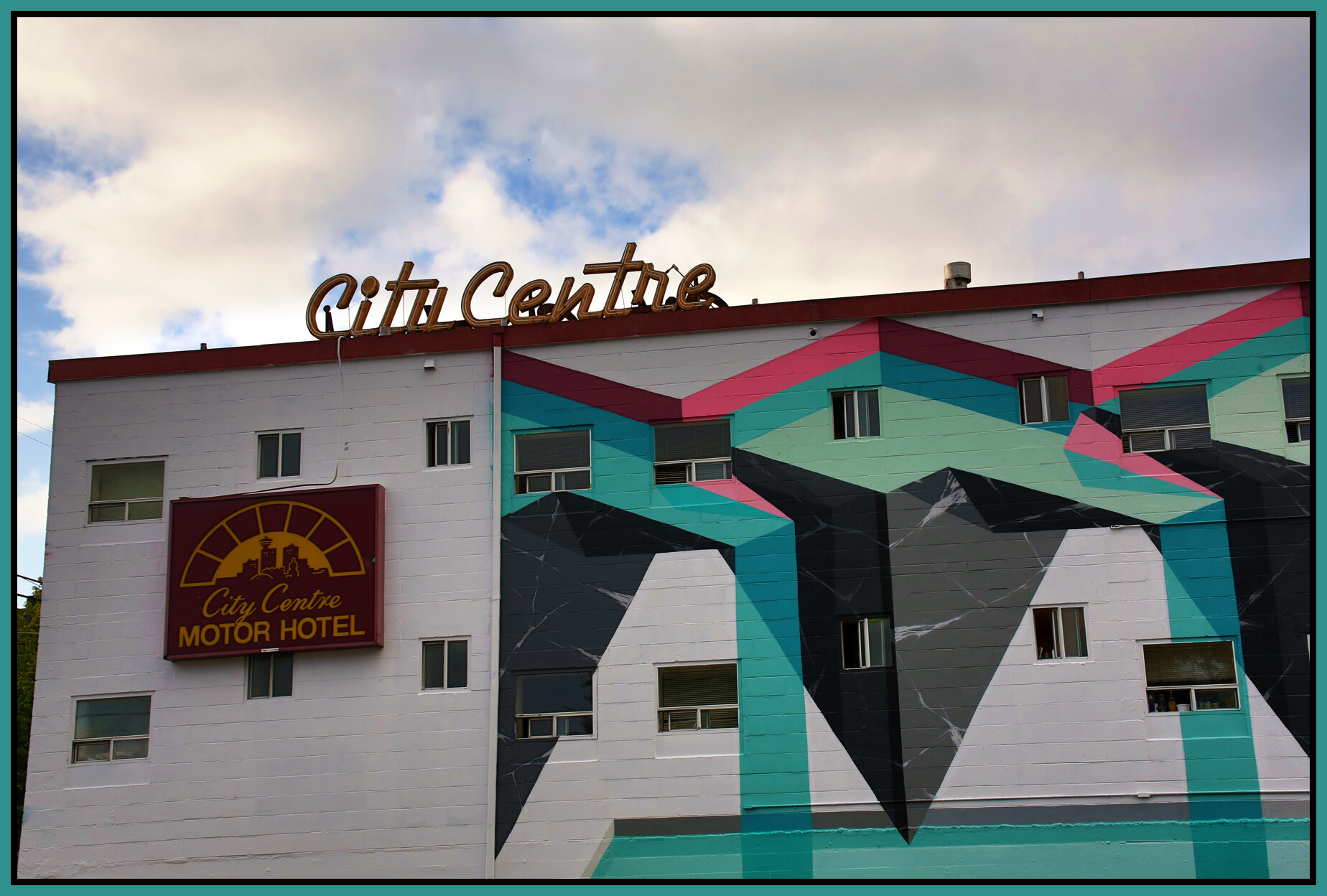 City Center Motel Mural_Sep 8_2016_HDR_L3277_4x6s.jpg