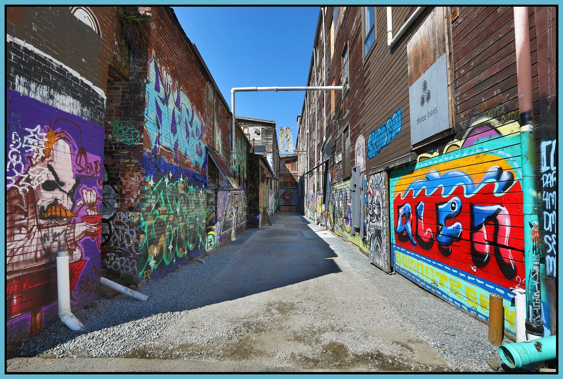 1000 Parker Alley Graffiti_Aug 24_2022_HDR_5B6647_4x6s.jpg