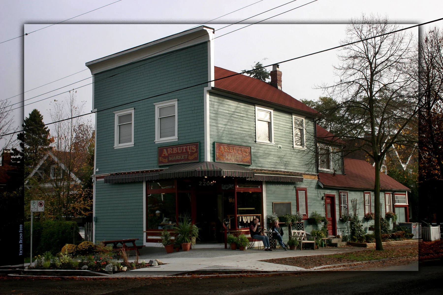 Arbutus Mkt_1982_1_4x6s.jpg