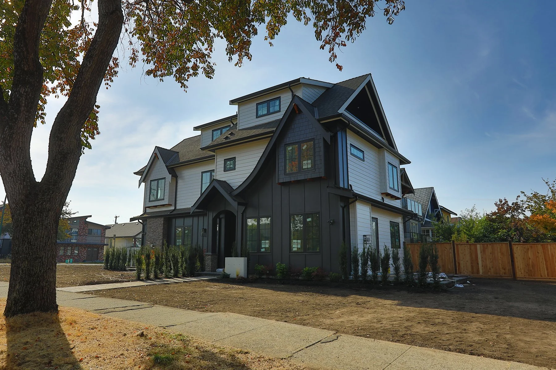 2697 Dundas Const_Oct 14_2022_HDR_5C3052_4x6.jpg