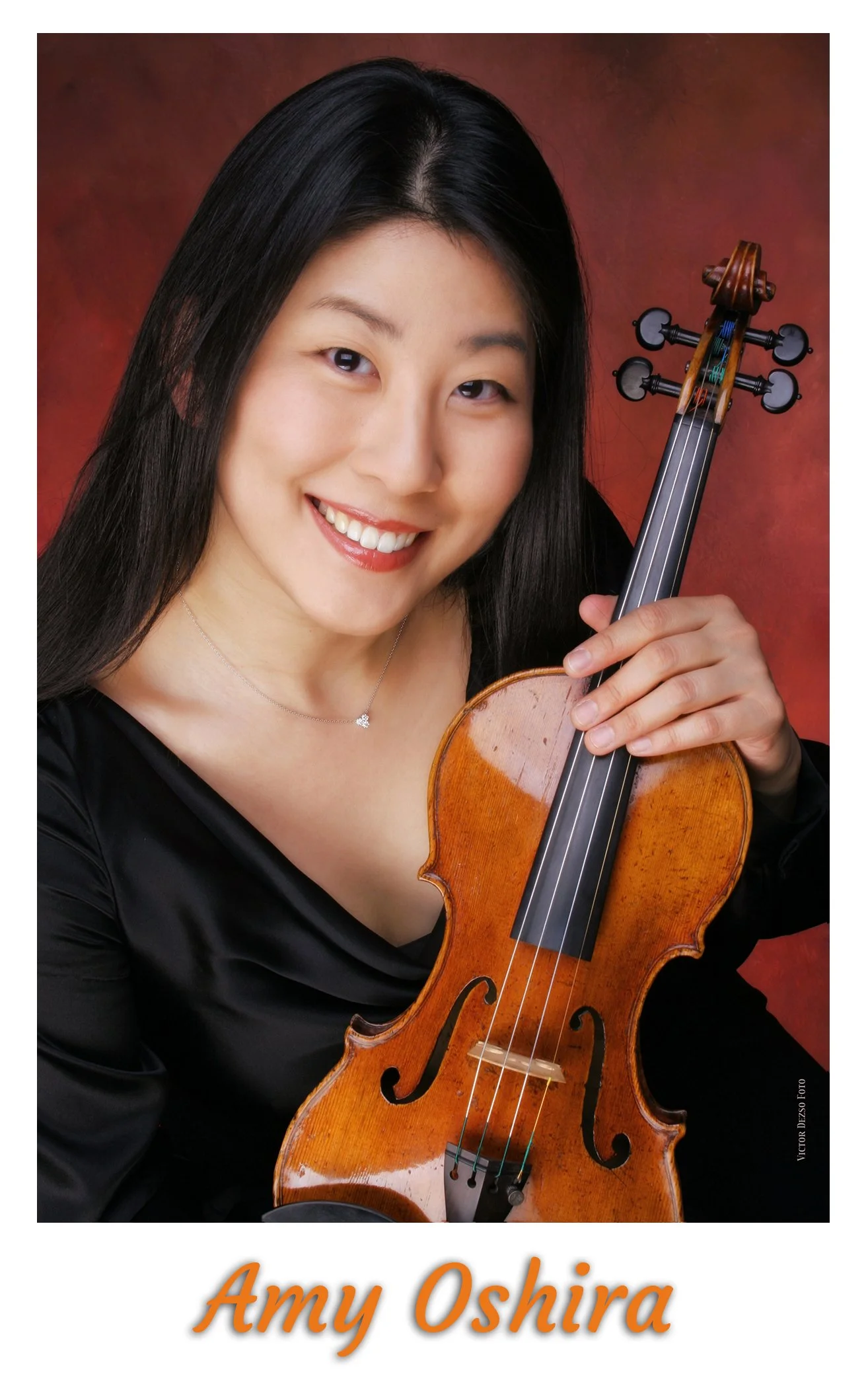 Amy Oshira _8301_2_DS_4x6s.jpg