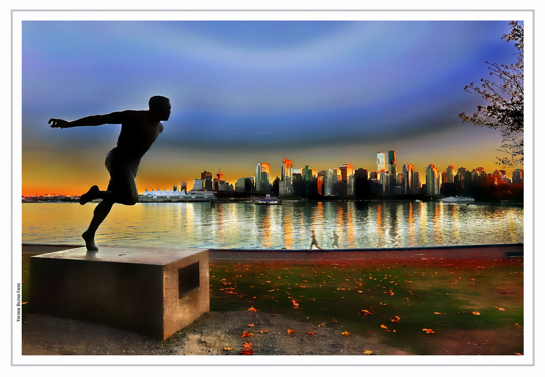 Stanley Pk Runner_Oct 3_2015_HDR_H1727_peGlow_4x6s.jpg