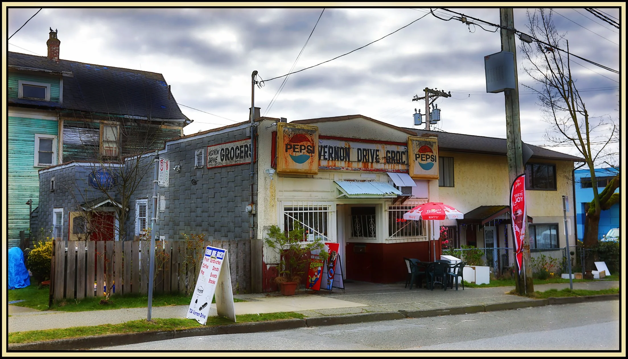 Vernon Dr Groc_Apr 3_2017_HDR_A7138_4x7s_peSat&Glo.jpg