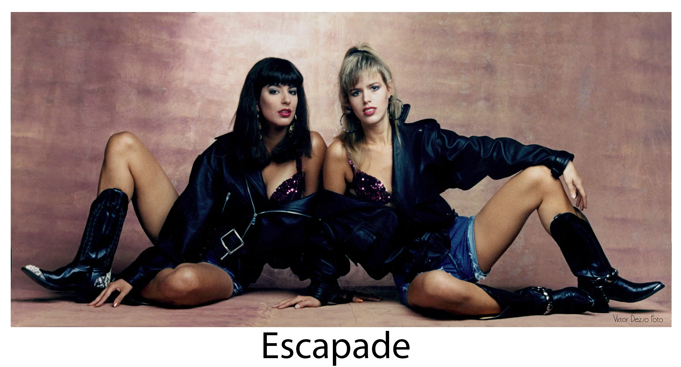 Escapade_Laura Bacon & Sarah Richardson_4x.jpg