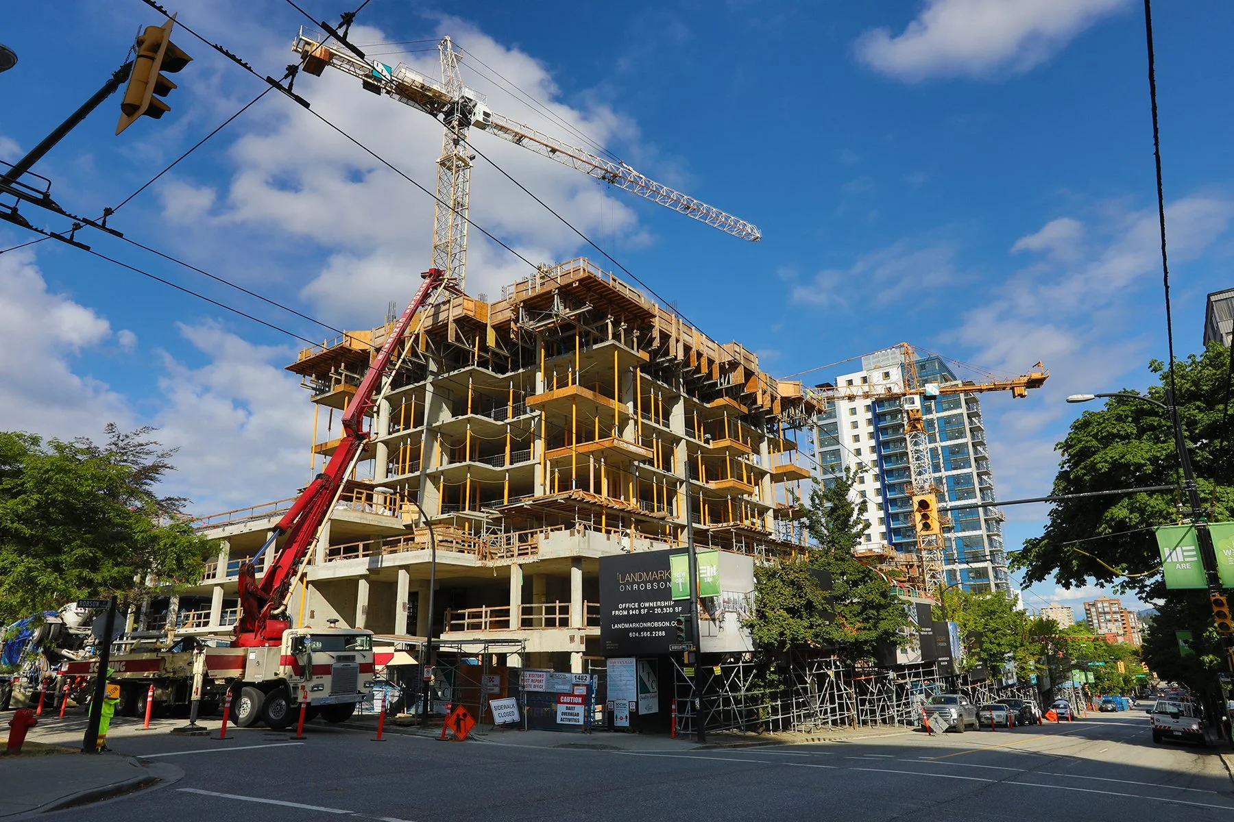 Robson Landmark Const_Jul 20_2021_HDR_5A4370_4x6.jpg