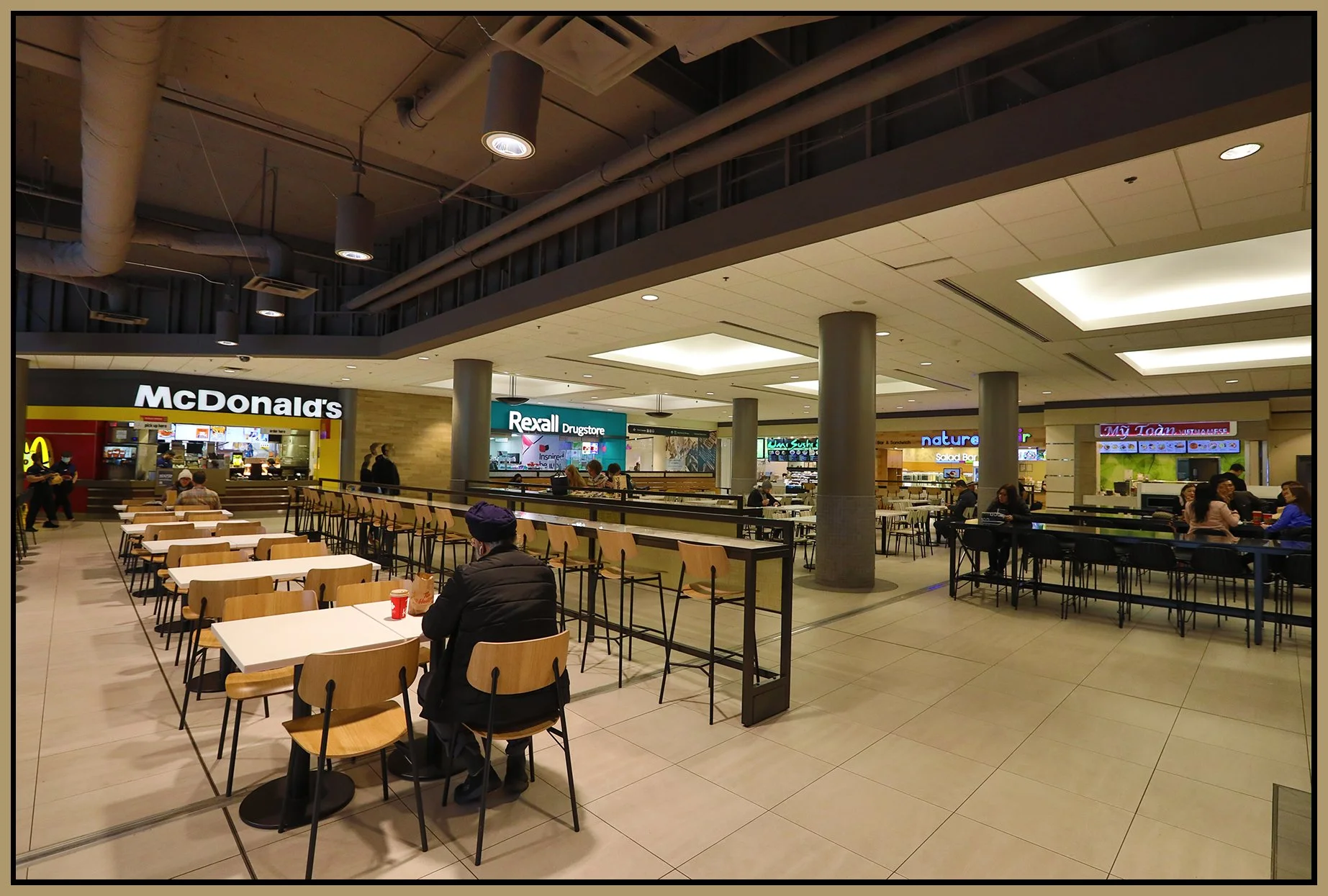 Waterfront Ctr Foodcourt_Feb 13_2023_HDR_5D3994_4x6s.jpg