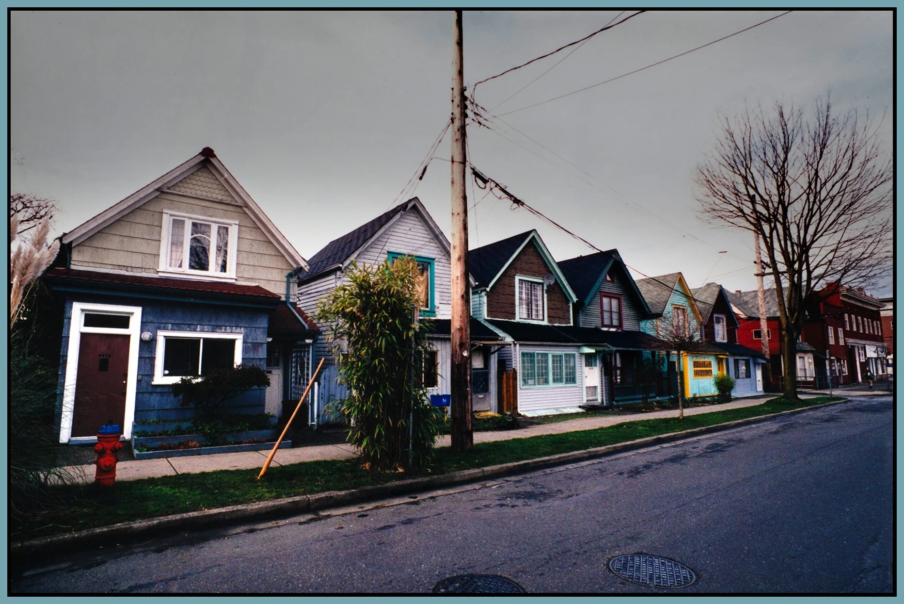 447A Heatley Ave_8976_1_4x6s.jpg