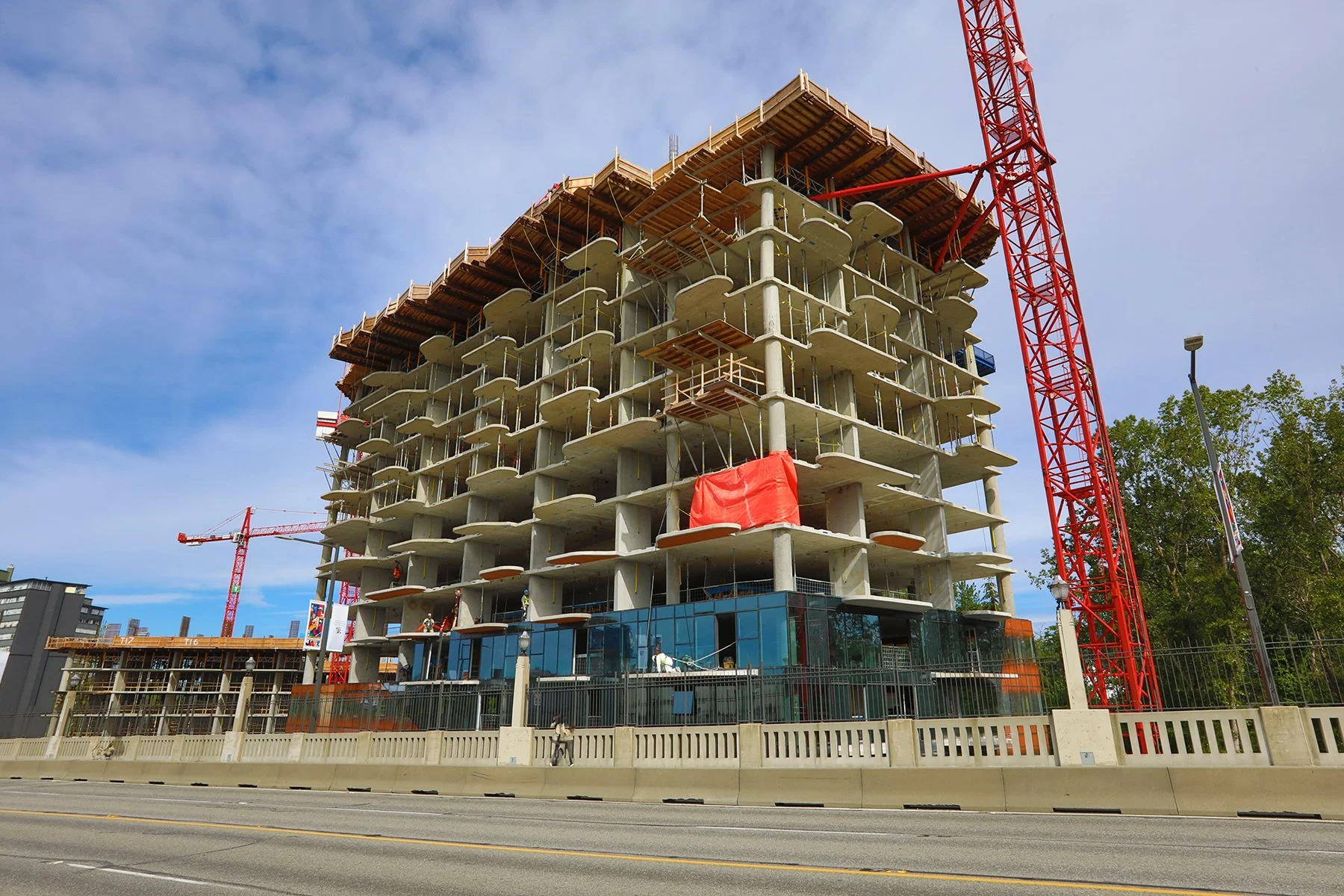 Senakw Const_Jun 6_2024_HDR_4J0400_4x6.jpg