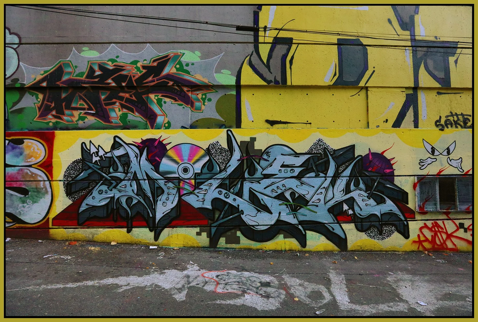Gastown Alley Graffiti_Nov 27_2022_HDR_5C8211_4x6s.jpg