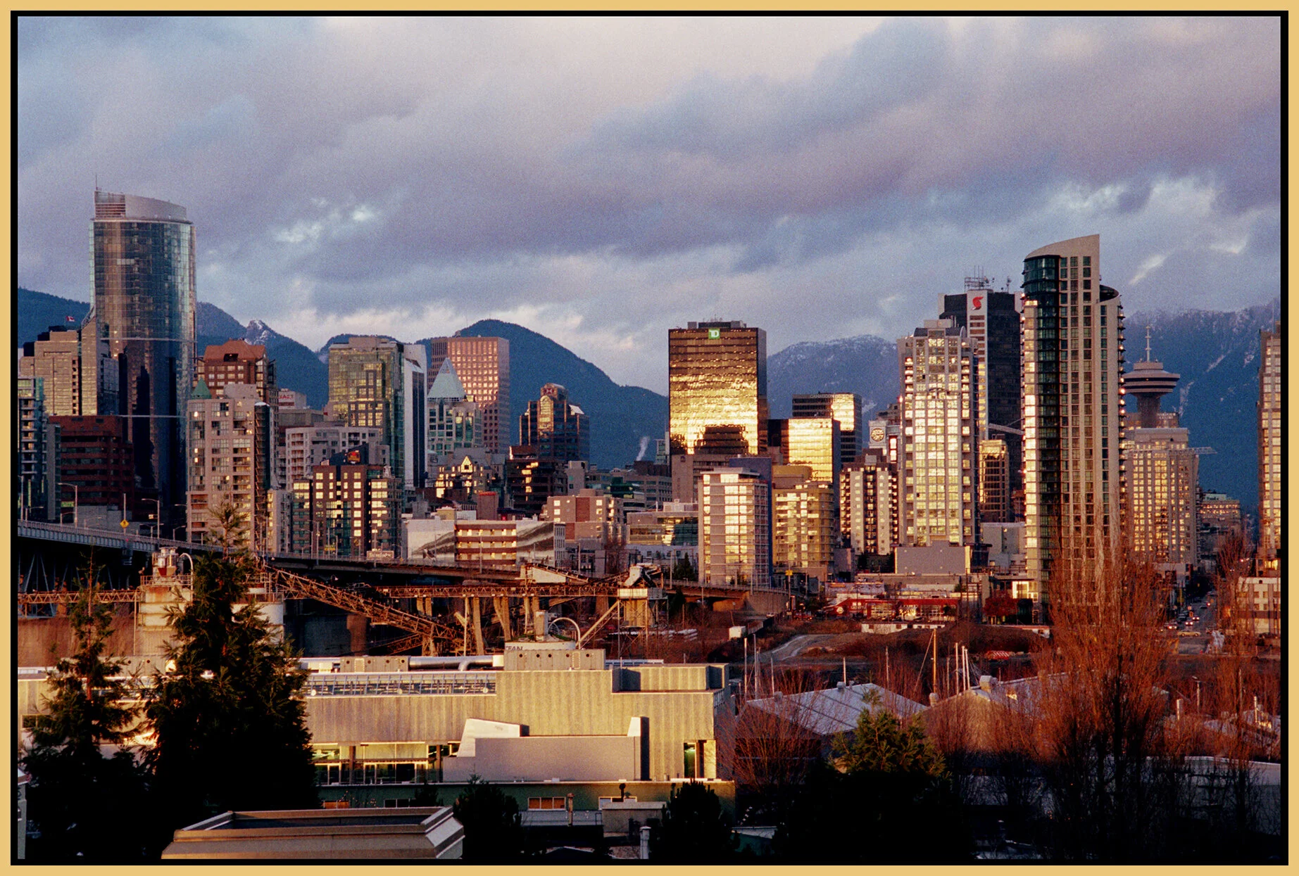 City of Vancouver from Gr Bg_Jan 12_2002-27-1_4x6s.jpg