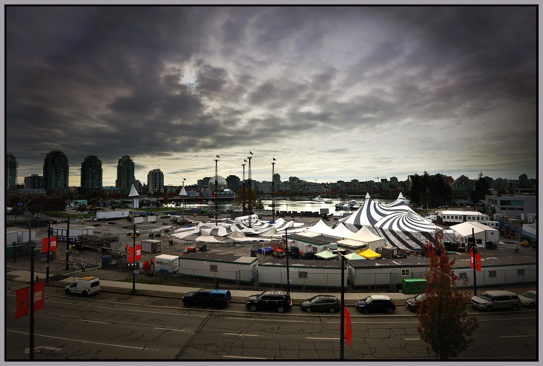 Cirque du Soliel Const from Viaduct_Oct 15_2023_HDR_5C7744_peHdriSunset_4x6s.jpg