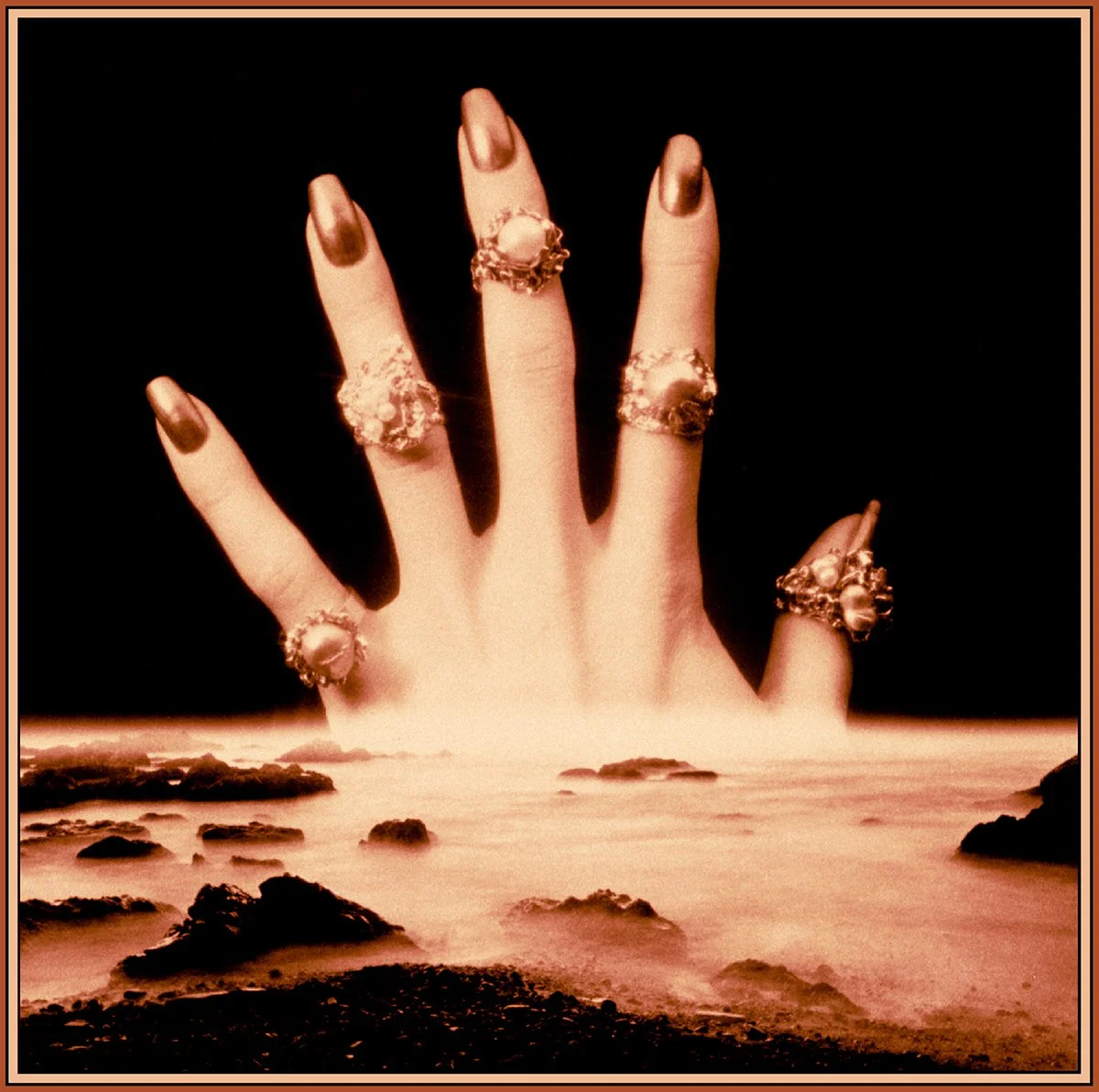 Jewellery:Hand_1970's_4x4s.jpg