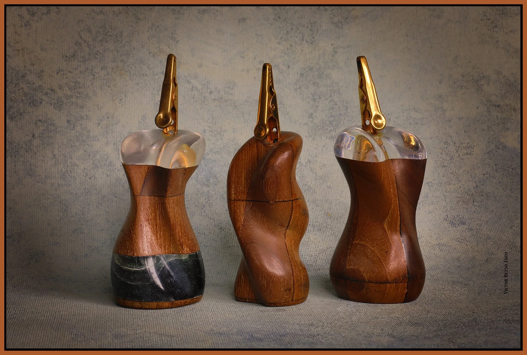 Gnice Pipes Roach Clips_Feb 26_2025_HDR_5E9988_peHyperstrip_4x6s.jpg