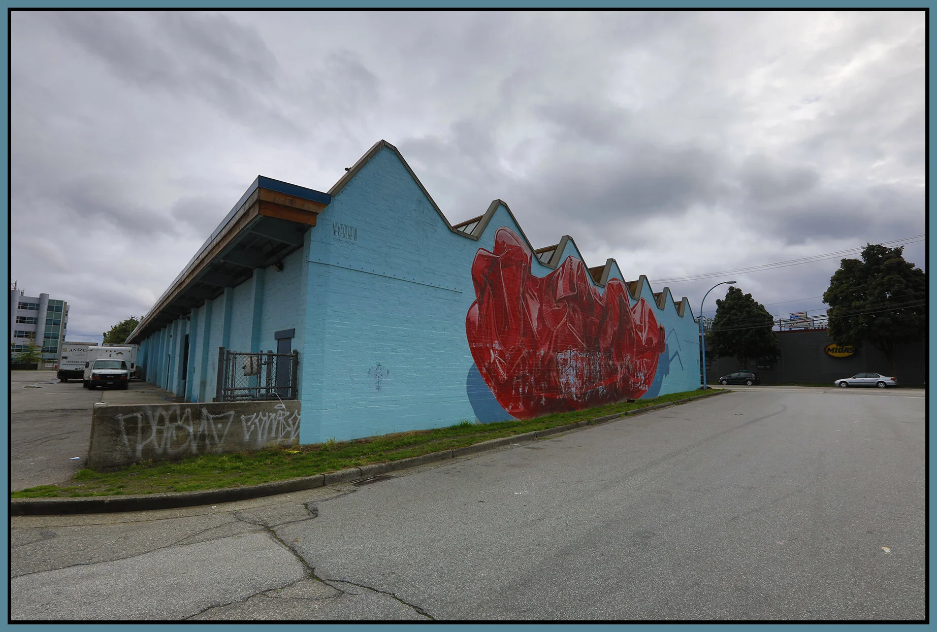 1050 Western Ave Mural_Sep 19_2021_HDR_5A3591_4x6s.jpg