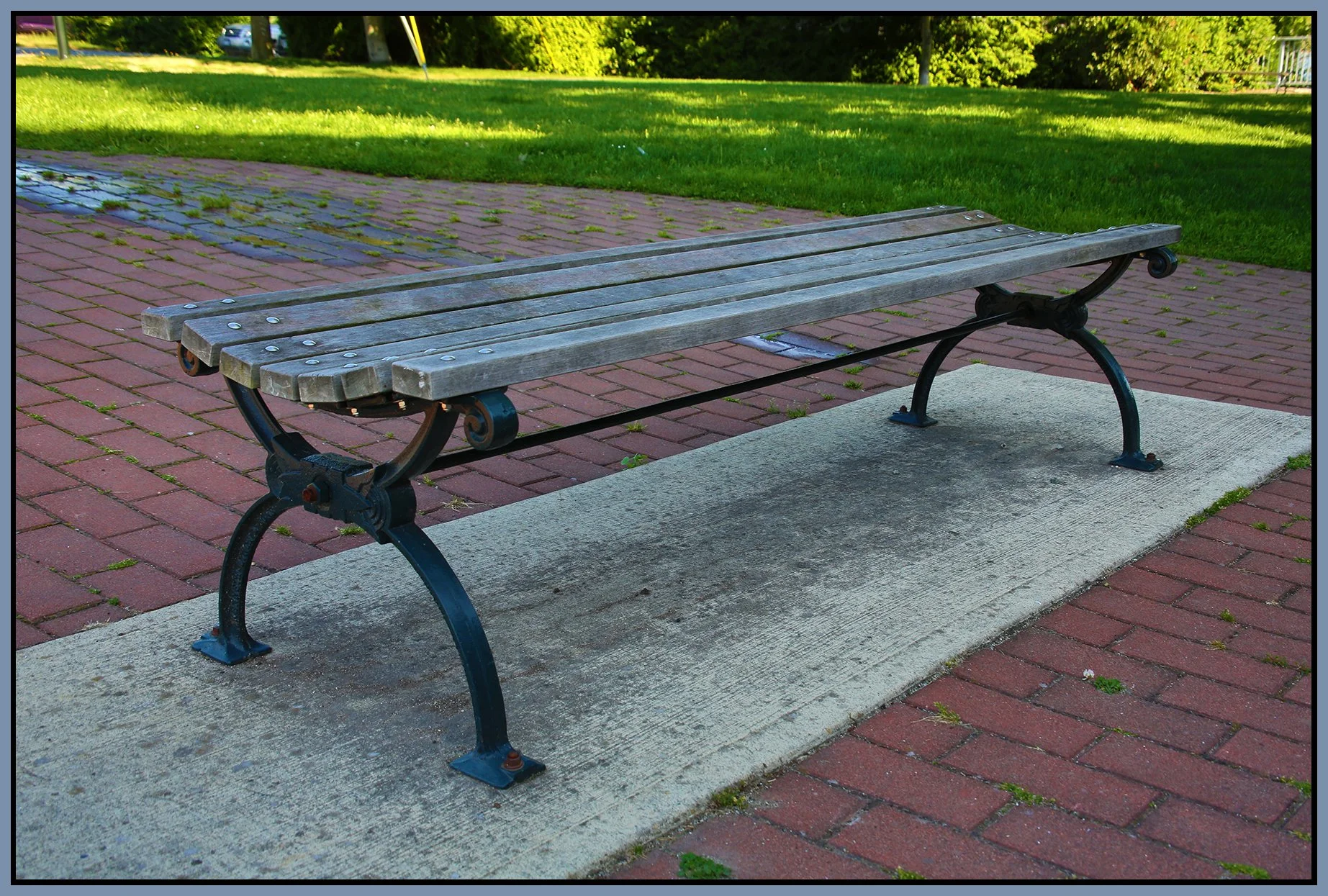 Bench on Wall St_July 22_2019_HDR_A7529_4x6s.jpg