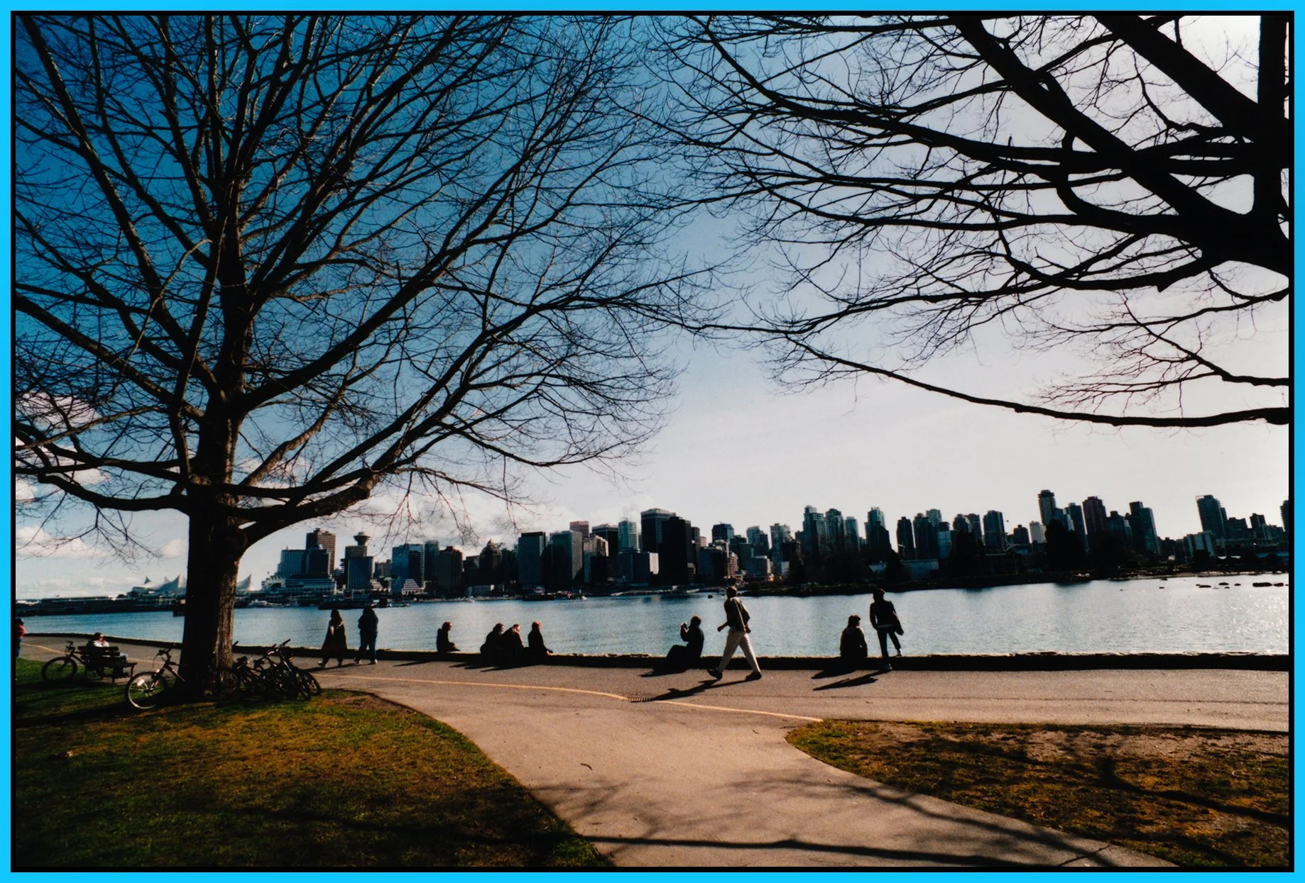 Stanley Park Lkg S_Apr 2002_2109.psd_2107_4x6s.jpg
