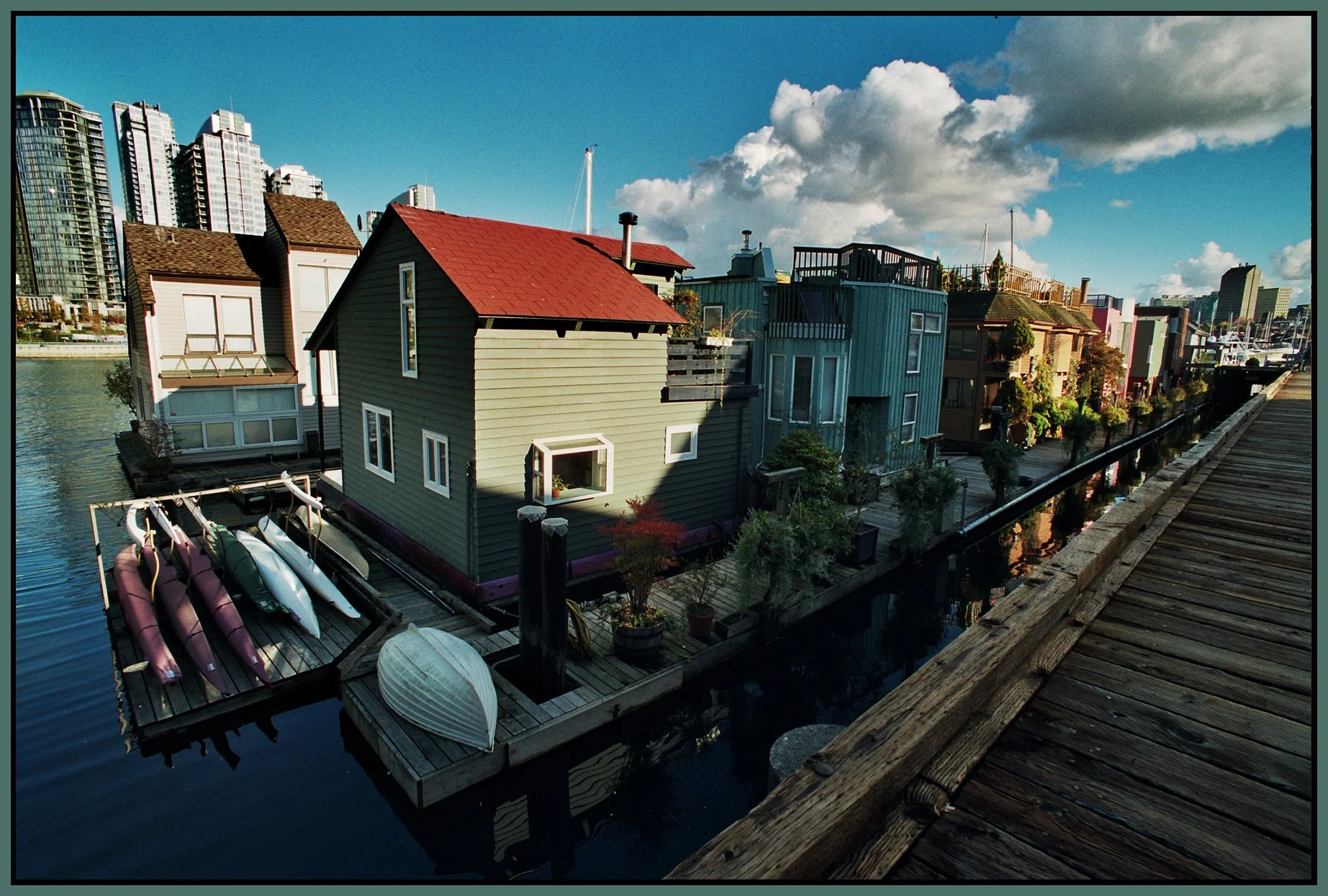 Granville Island Houseboats_13_4x6s.jpg