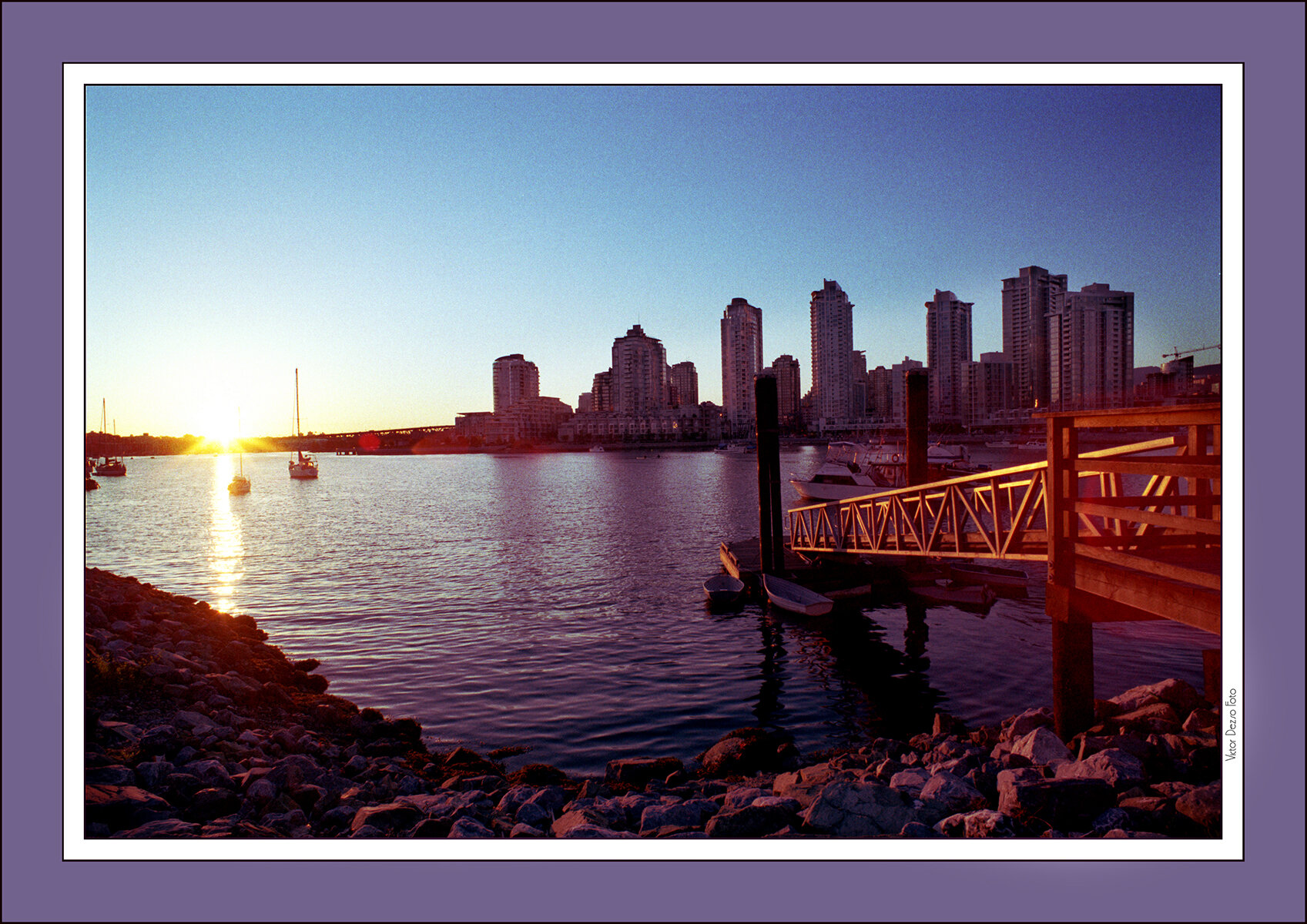 3 View-Lkg.W_Oct 3_2000_4x6.jpg