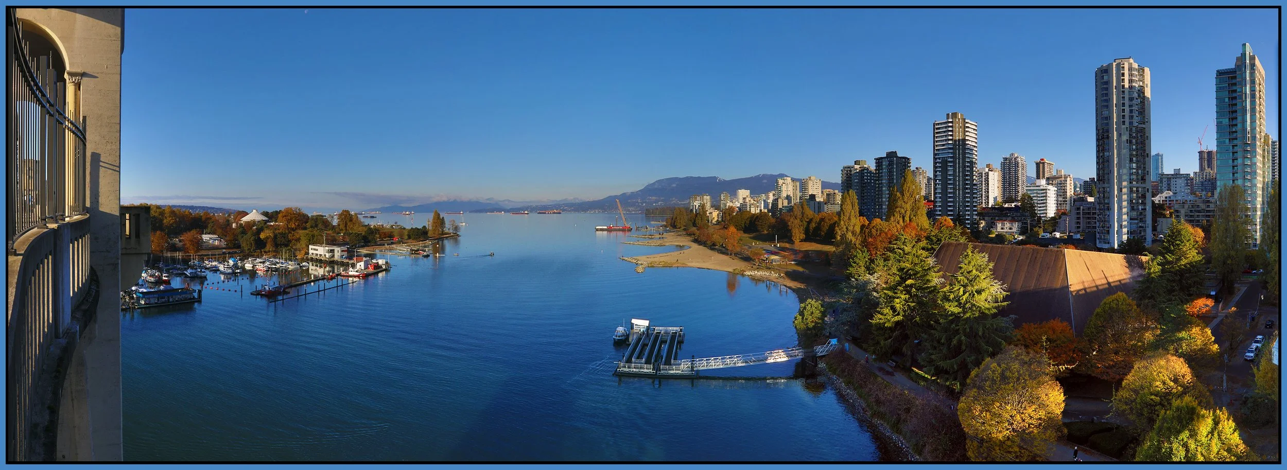 Burrard Br LkgW_Nov 13_2022_HDR_Pan_5C5514_1_4x11s.jpg