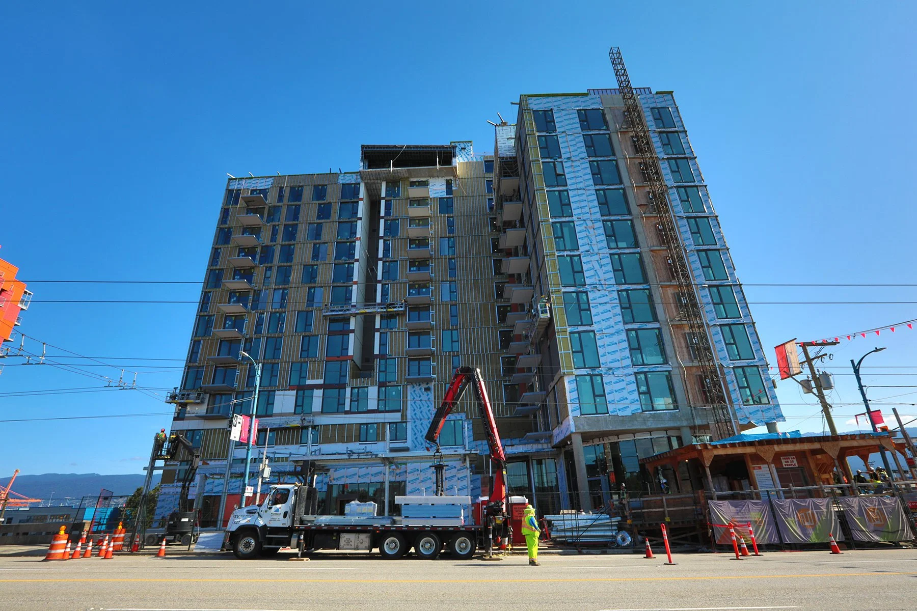 330 Raymur Ave Const_Jun 5_2025_HDR_5F3939_4x6.jpg