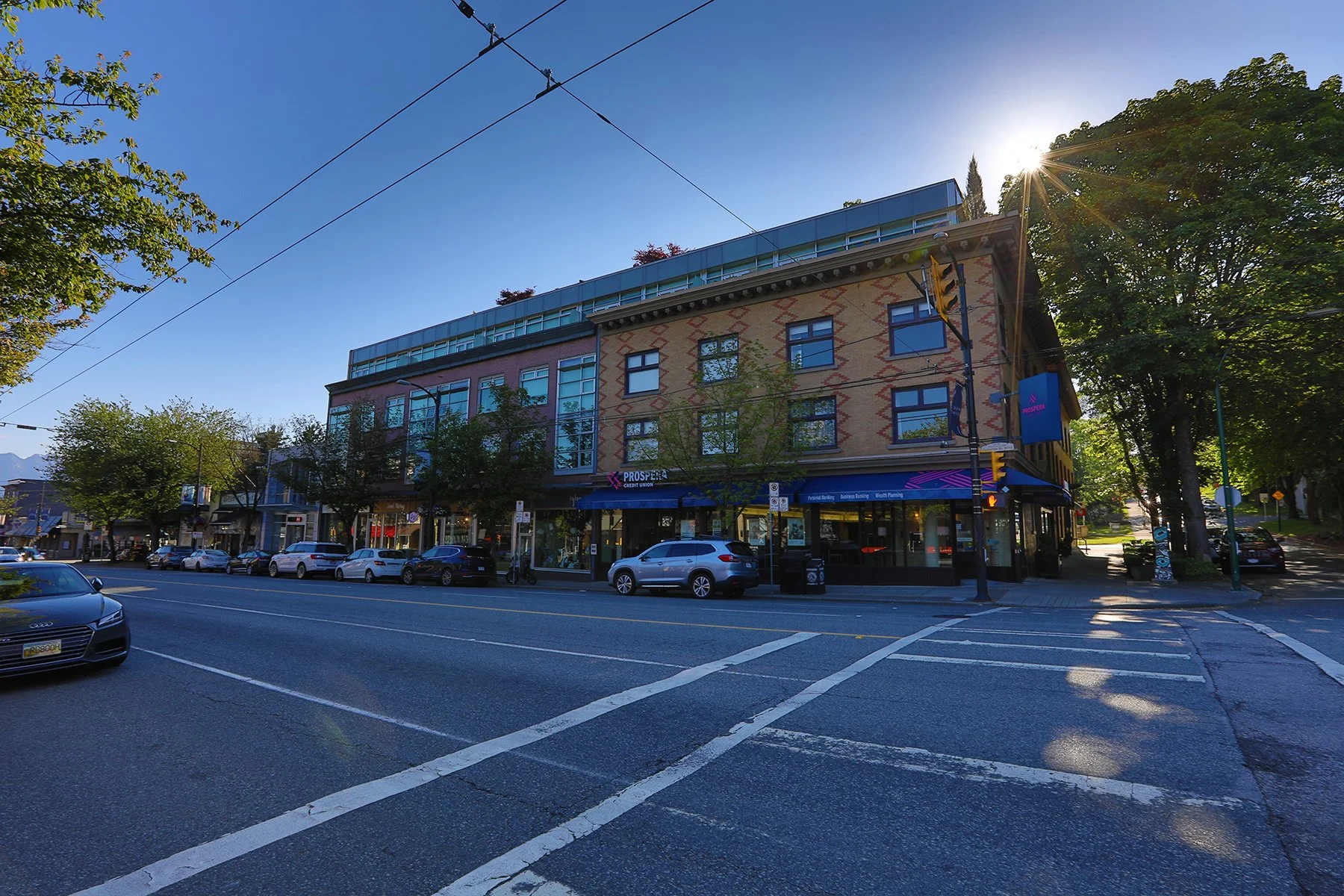 3098 S Granville St_Jul 1_2022_HDR_5B9441_4x6.jpg