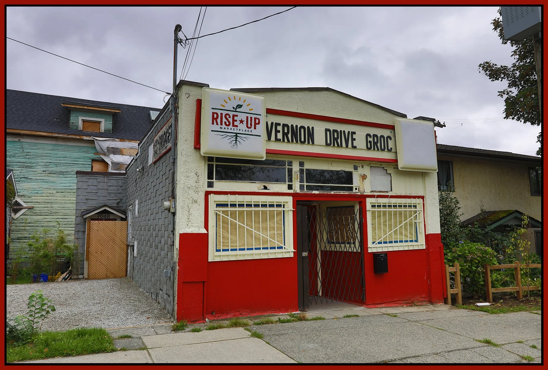 Vernon Dr Groc_Sep 19_2021_HDR_5A3475_4x6s.jpg