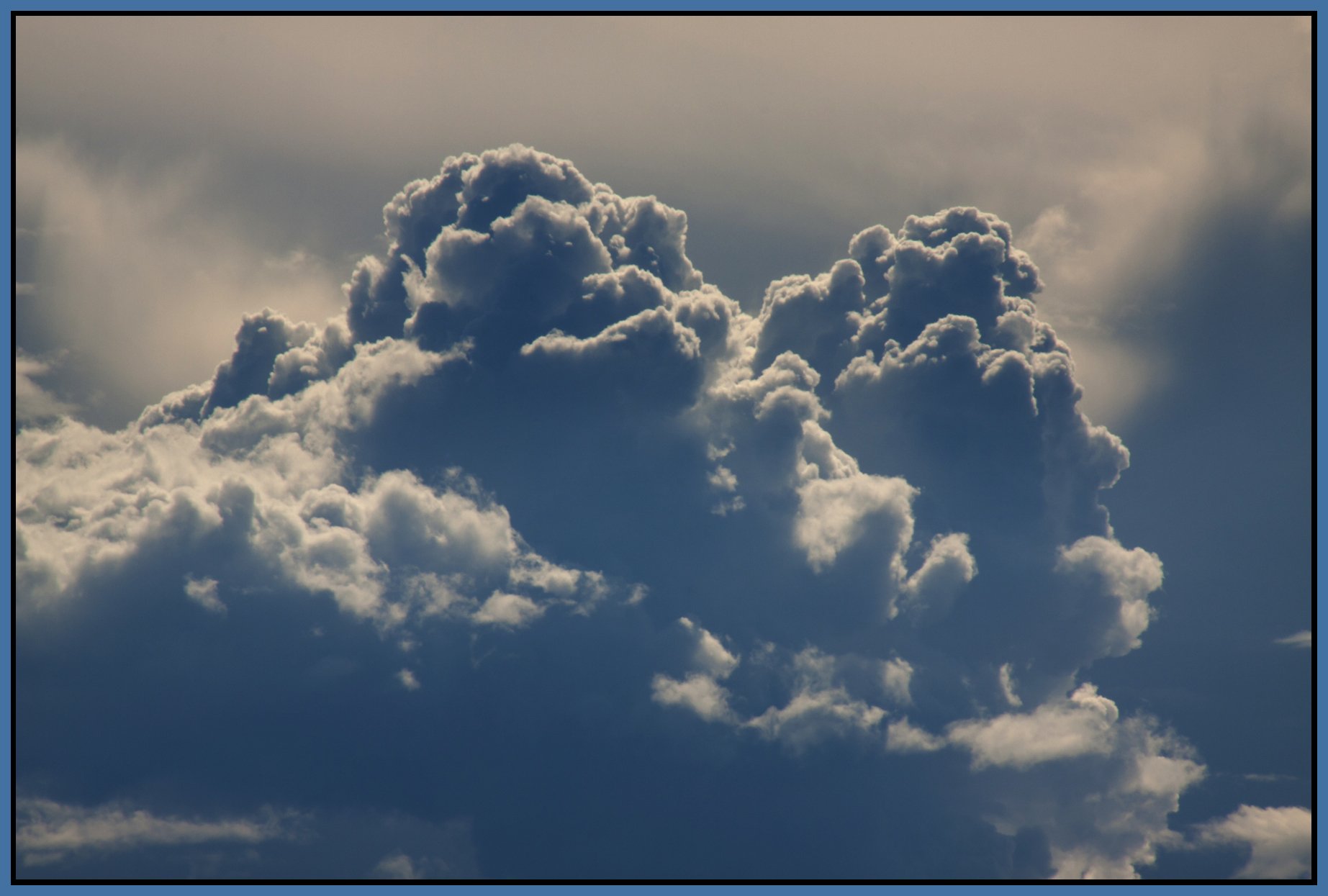 Clouds_Jun 24_2011_0762_4x6s.jpg