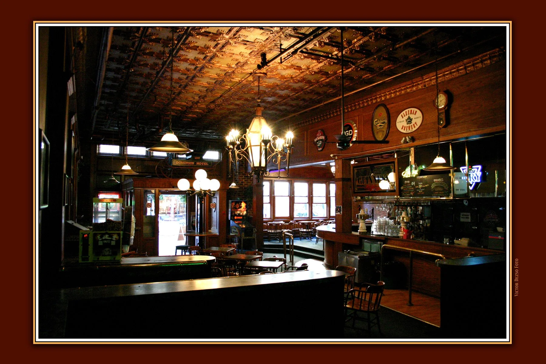 Lamplighter Pub_11_1_4x6s.jpg