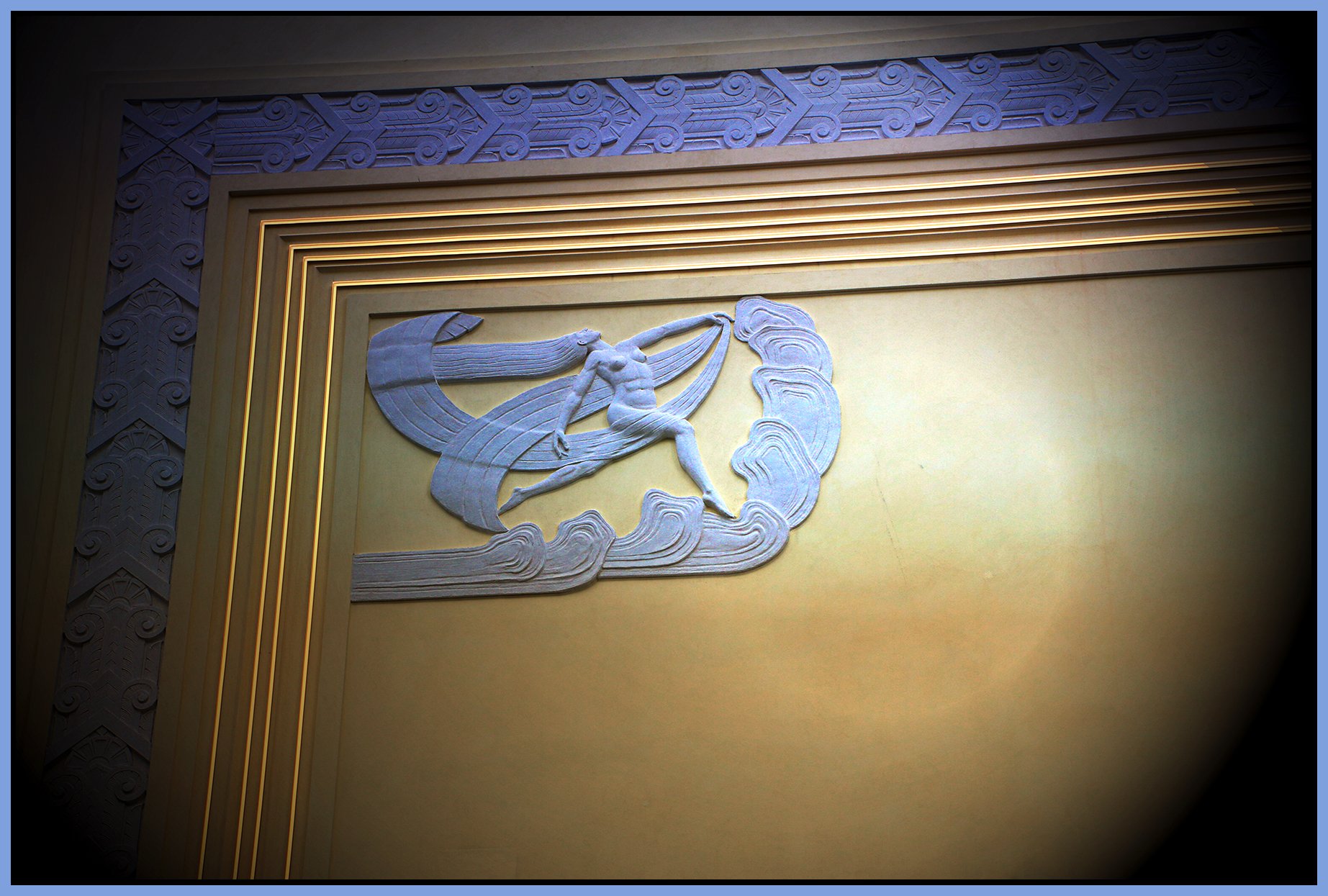 855 Granville St Bas-Relief_Apt 21_2024_HDR_4H7146_peIntensunst_4x6s.jpg