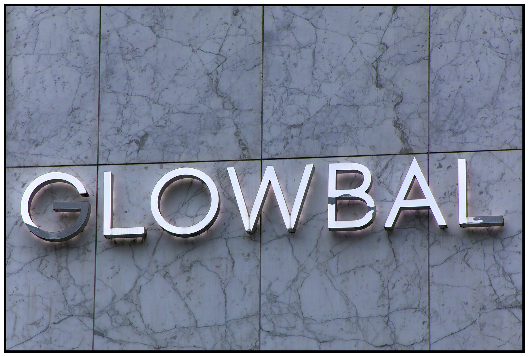 Glowbal Sign_Aug 8_2021_HDR_4G2473_4x6s.jpg