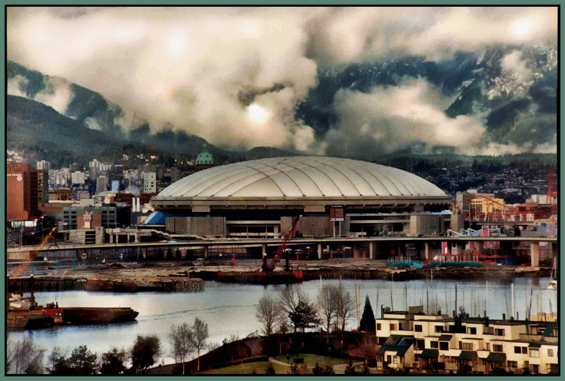 Vanc 1980's Stadium Const_peNiceHdr_4x6s.jpg