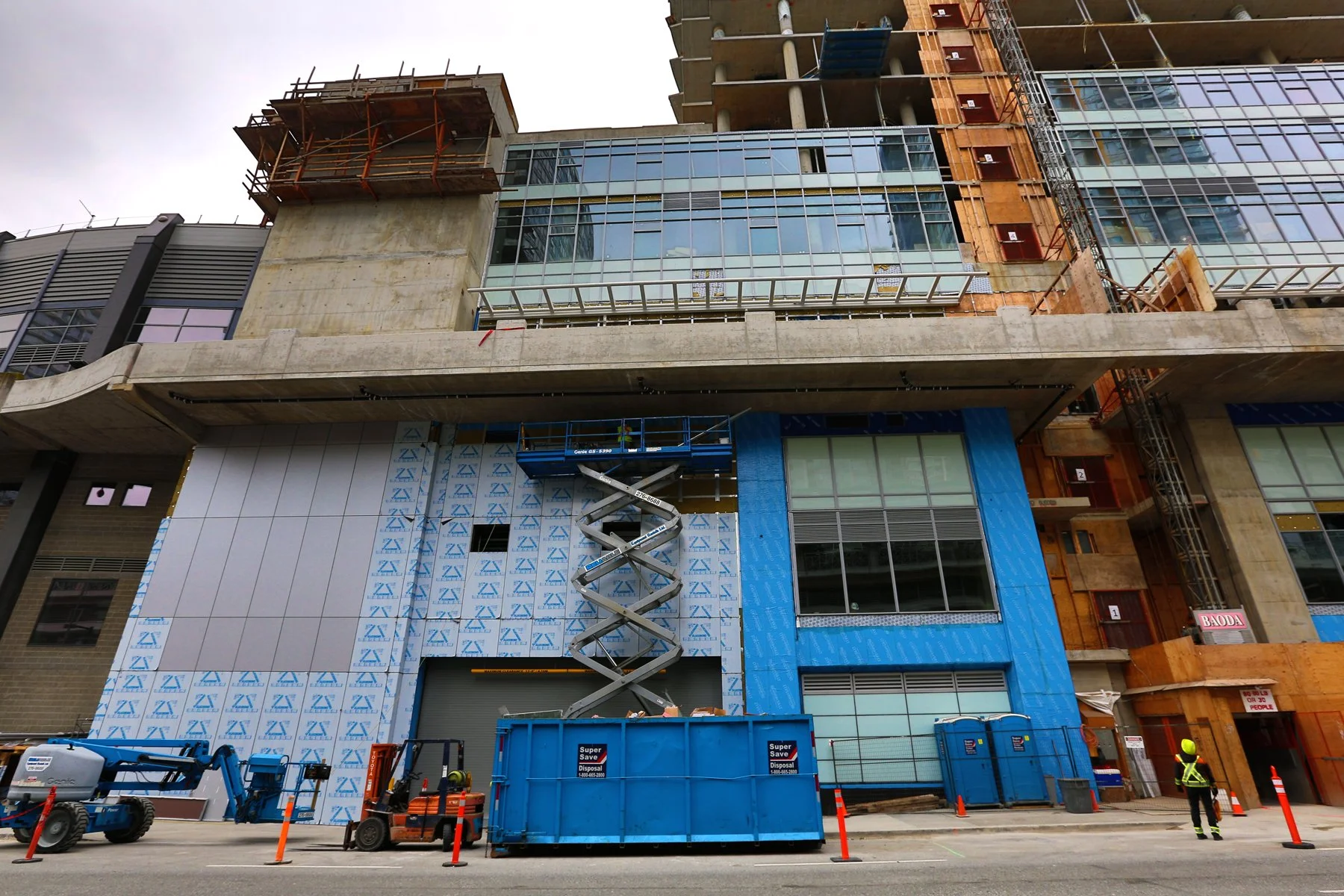 Expo Blvd Const_Jun 5_2014_HDR_F1533_4x6.jpg