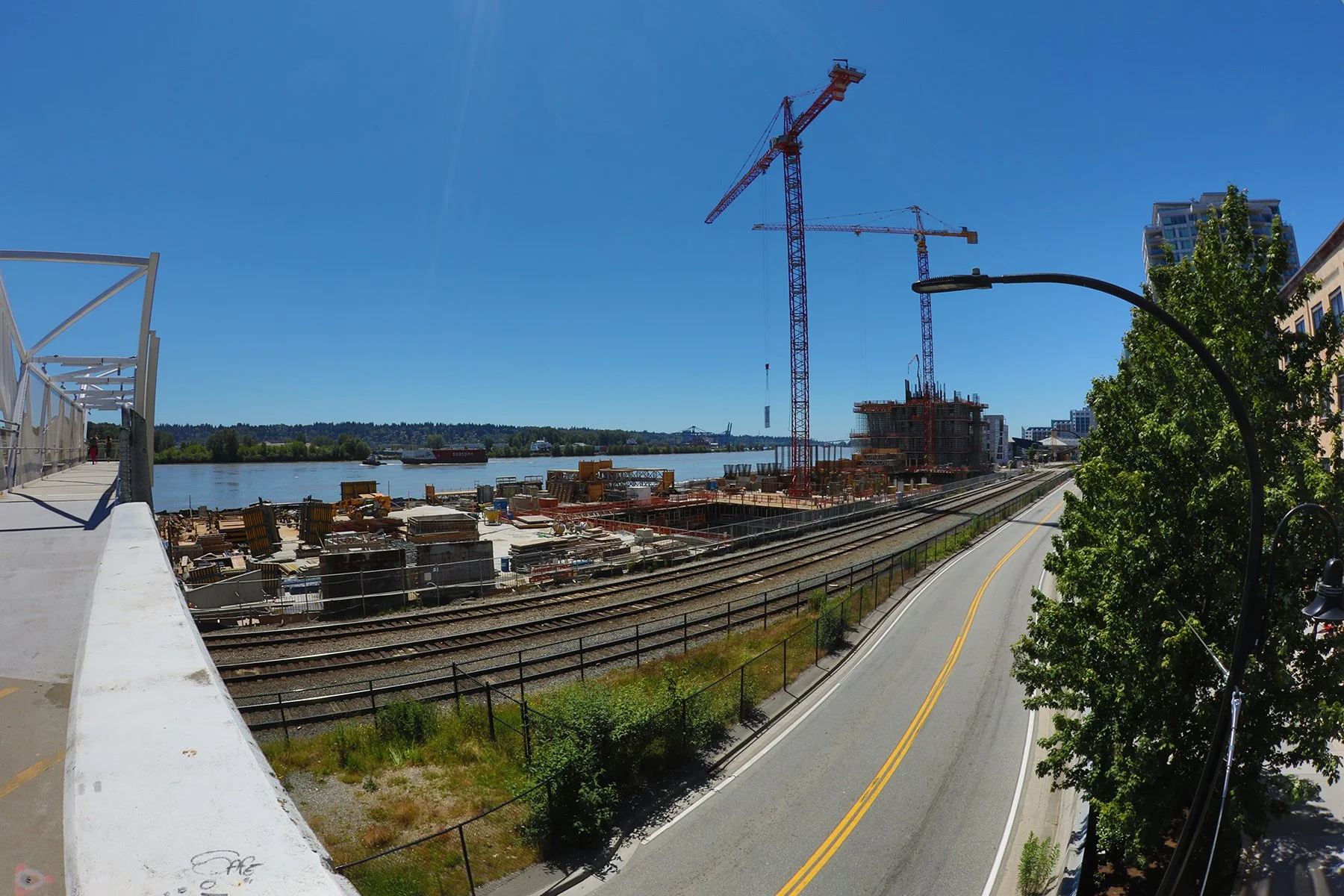 New Westminster Waterfront Const_Jun 24-2022_HDR_4H0042_4x6.jpg