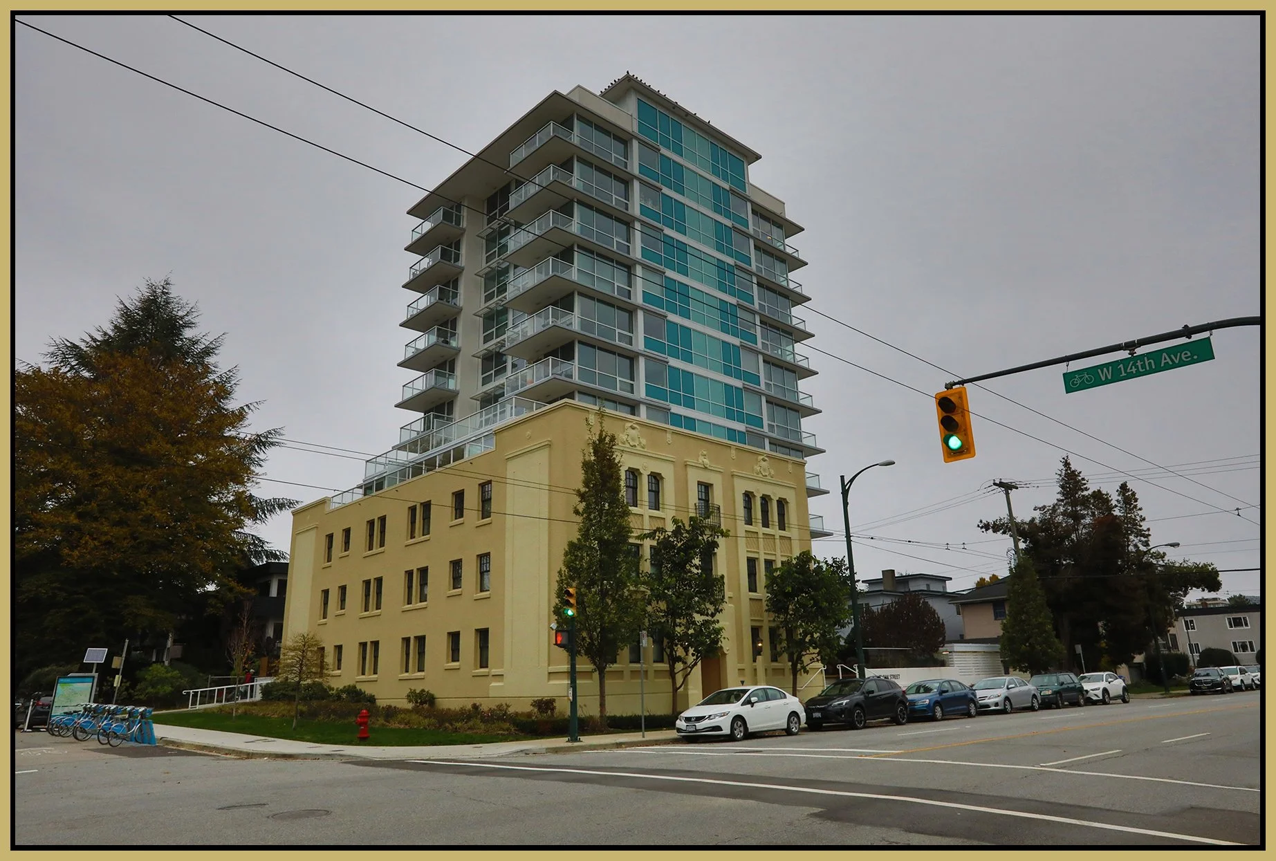 2975 Oak St_Oct 22_2023_HDR_5C8188_4x6s.jpg