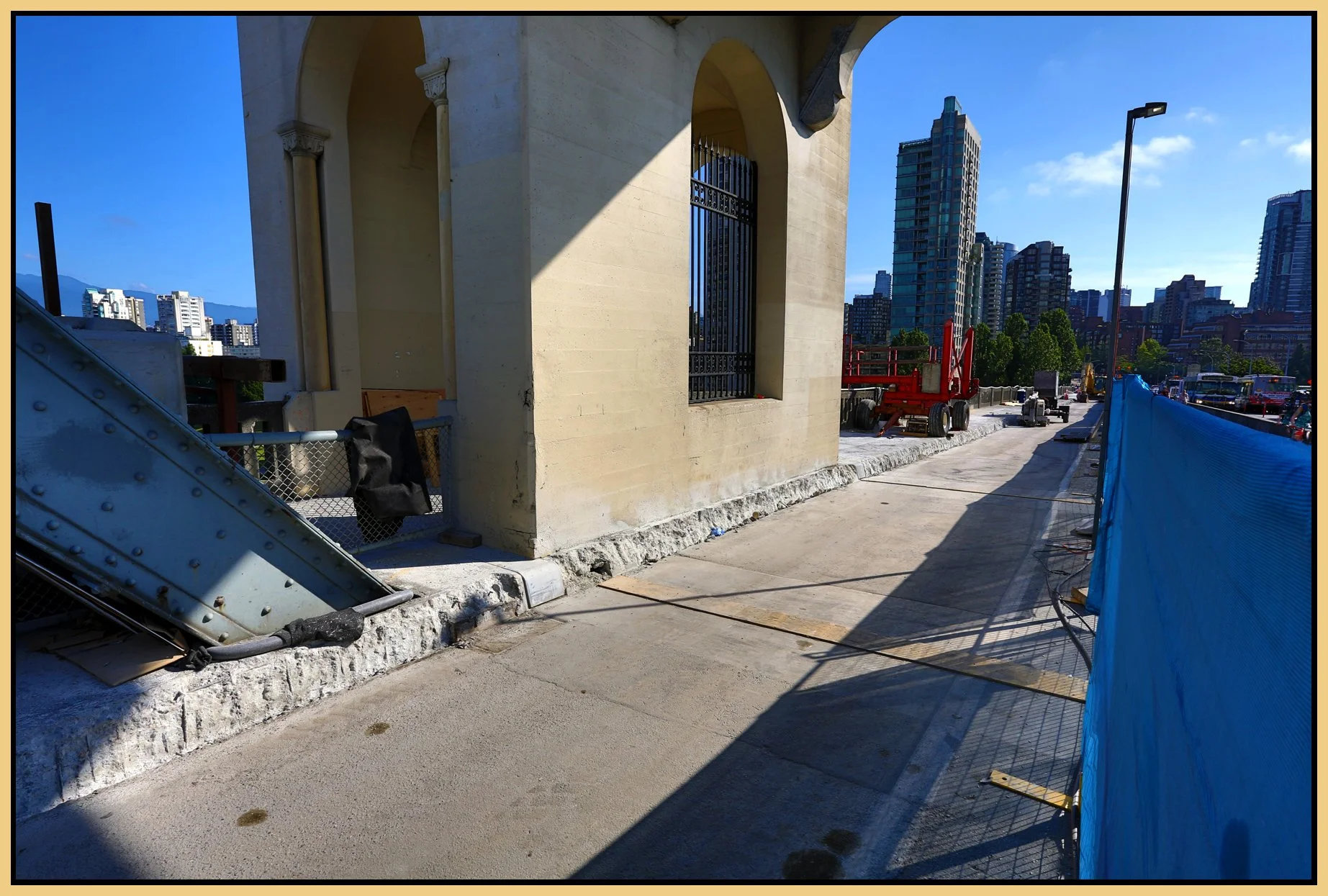 Burrard Bg Const_Jul 27_2016_HDR_L7968_4x6s.jpg