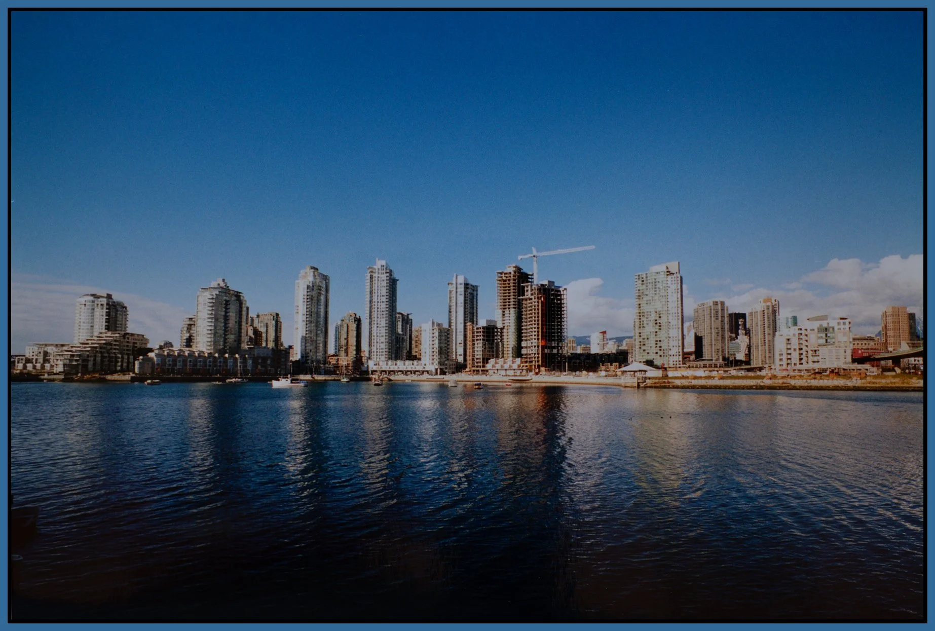 3 View False Ck_1998_9173_4x6s.jpg