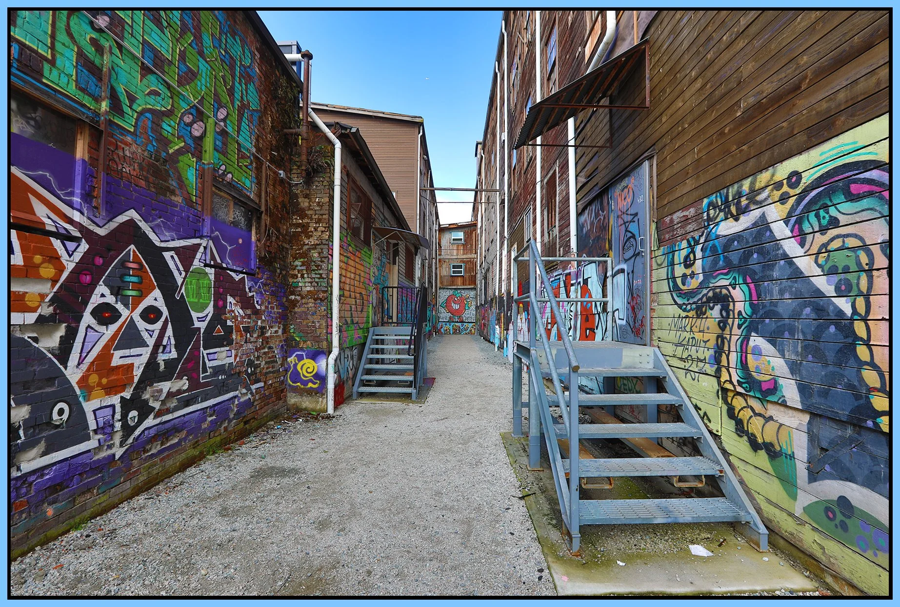 1000 Parker St Graffiti_Mar 29_2024_HDR_4H5998_4x6s.jpg