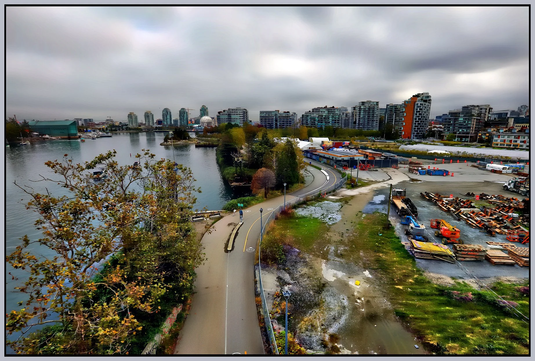 Cambie Bridge LkgE_Sep 28_2025_HDR_4K3655_peHdr2013_1_4x6s.jpg