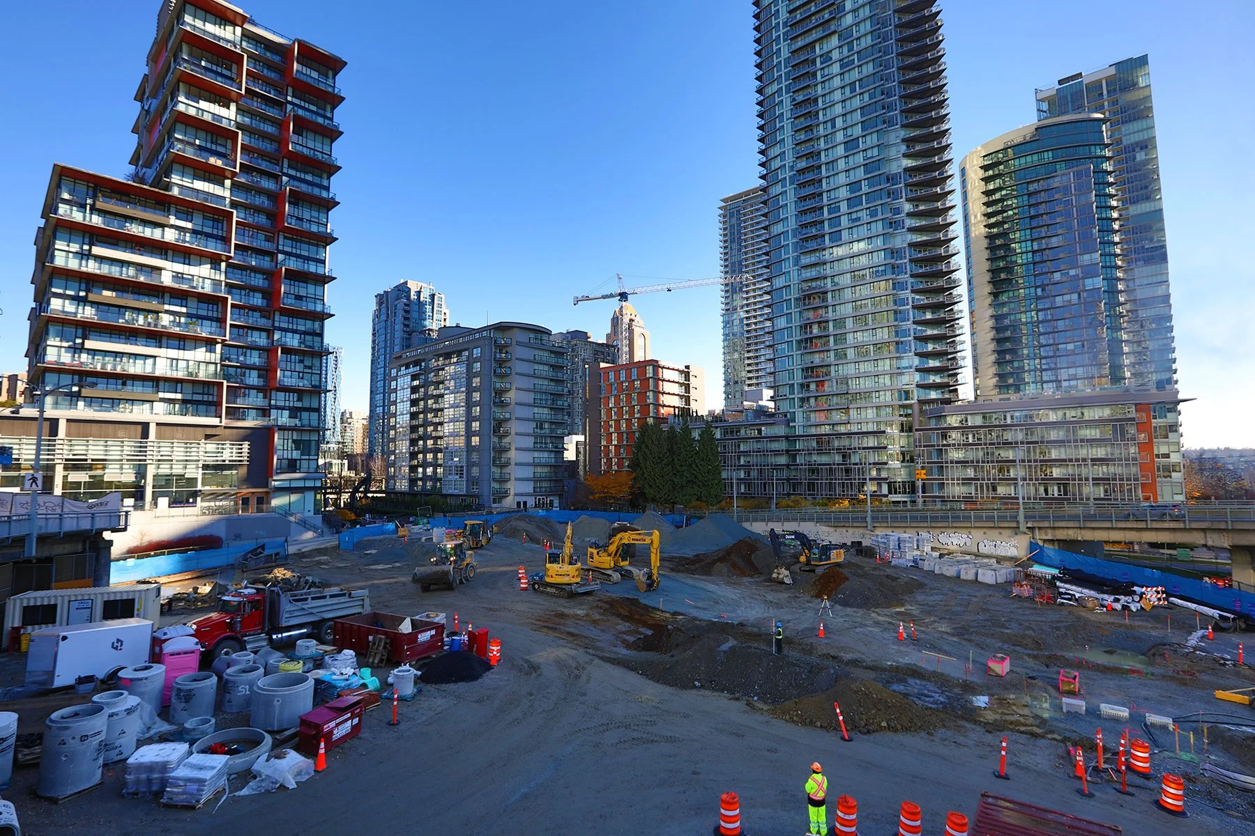 Vancouver from Granville Bridge LkgNE_Nov 24_2023_HDR_5E0561_4x6.jpg