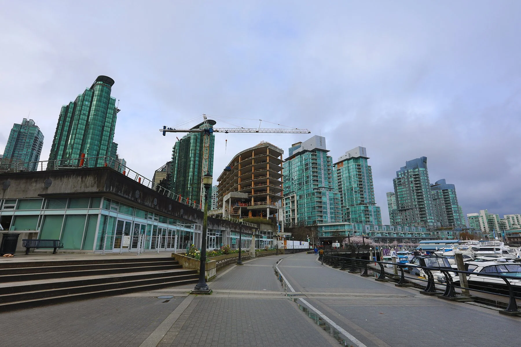 Coal Harbour Const_Mar 26_2024_HDR_4H5592_4x6.jpg