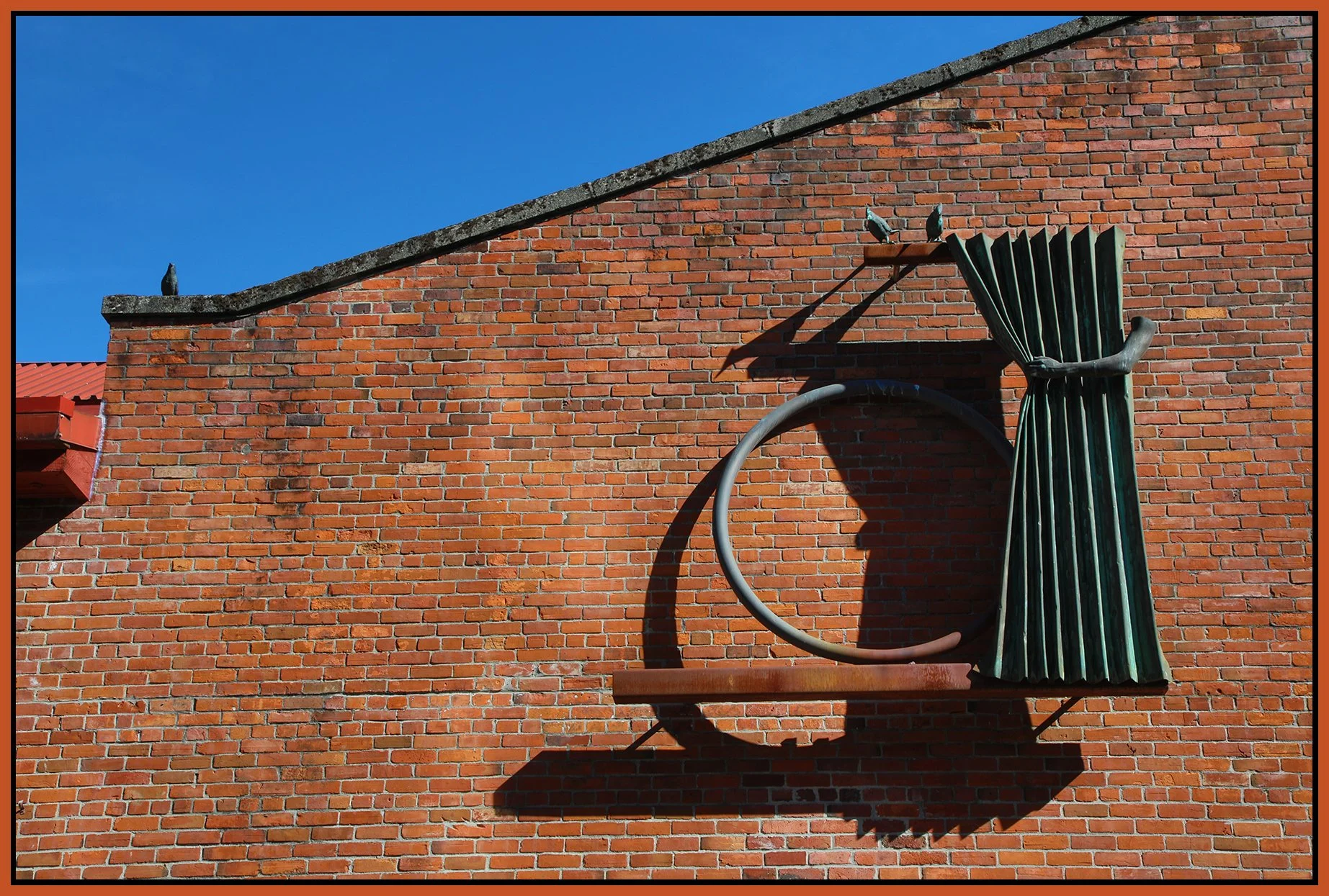 Roundhouse Mews Art_Aug 14_2022_HDR_4H1919_4x6s.jpg