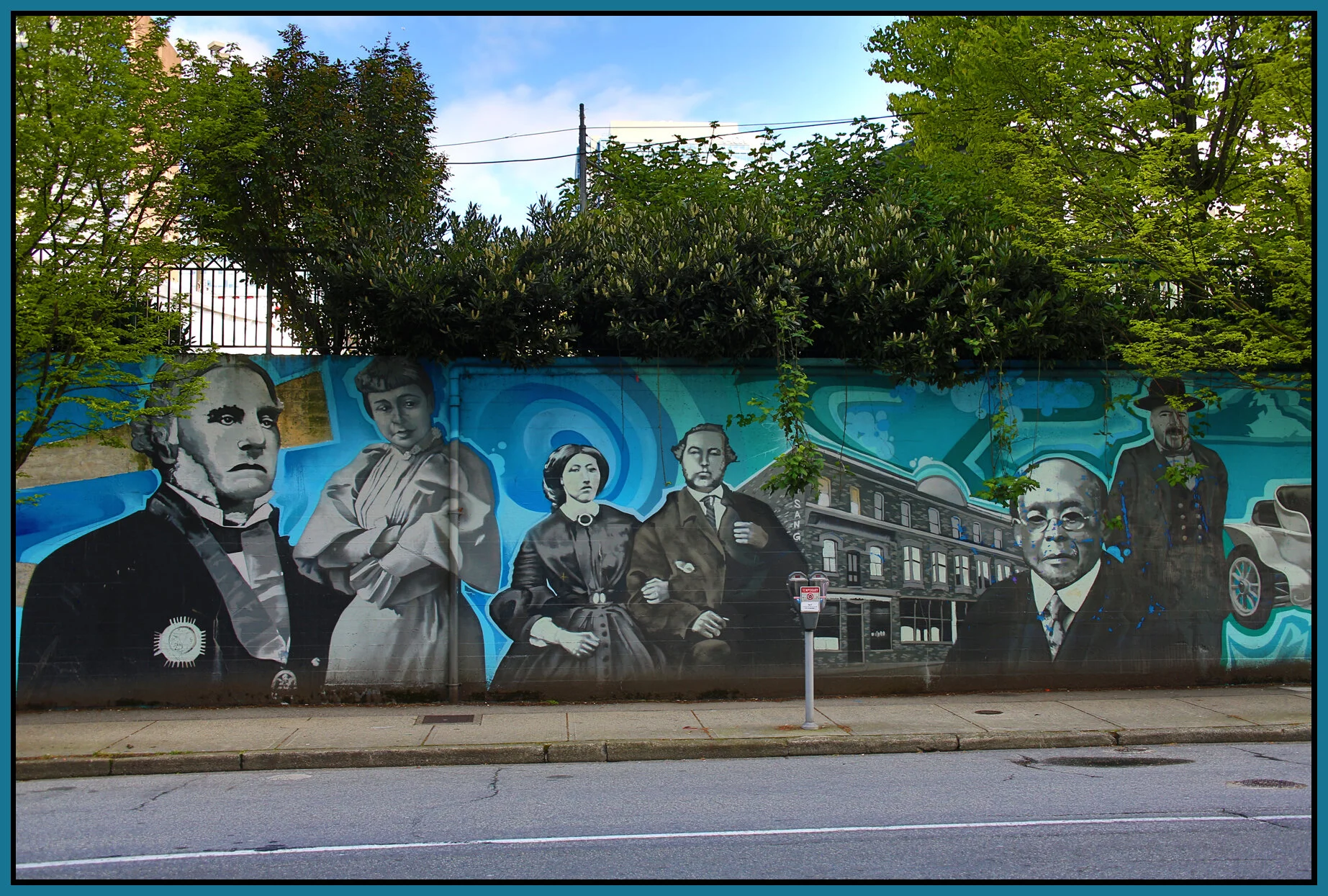 Beatty St Mural_Apr 22_2015_HDR_F5793_4x6s.jpg